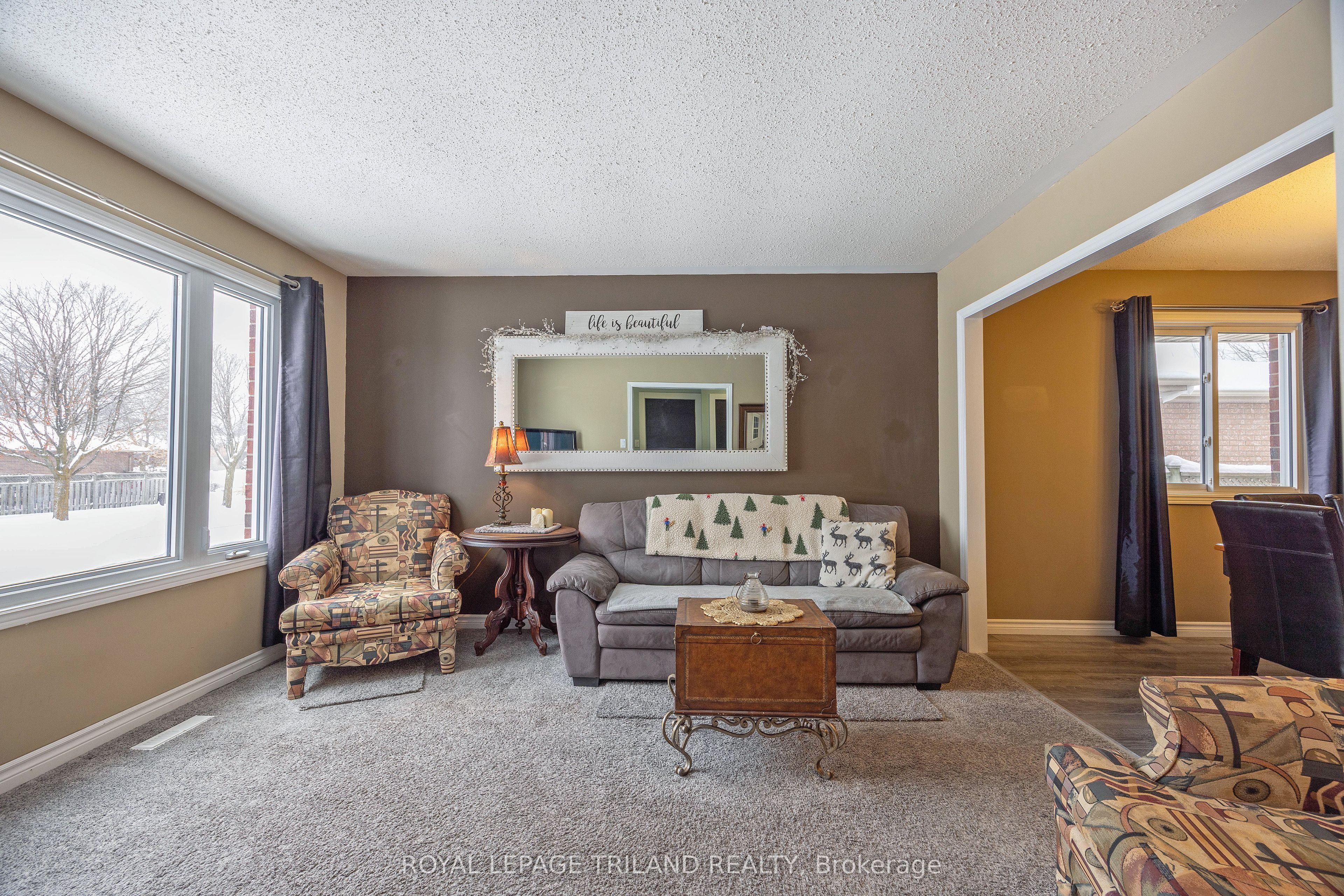 252 Josselyn Drive Property Photo 6