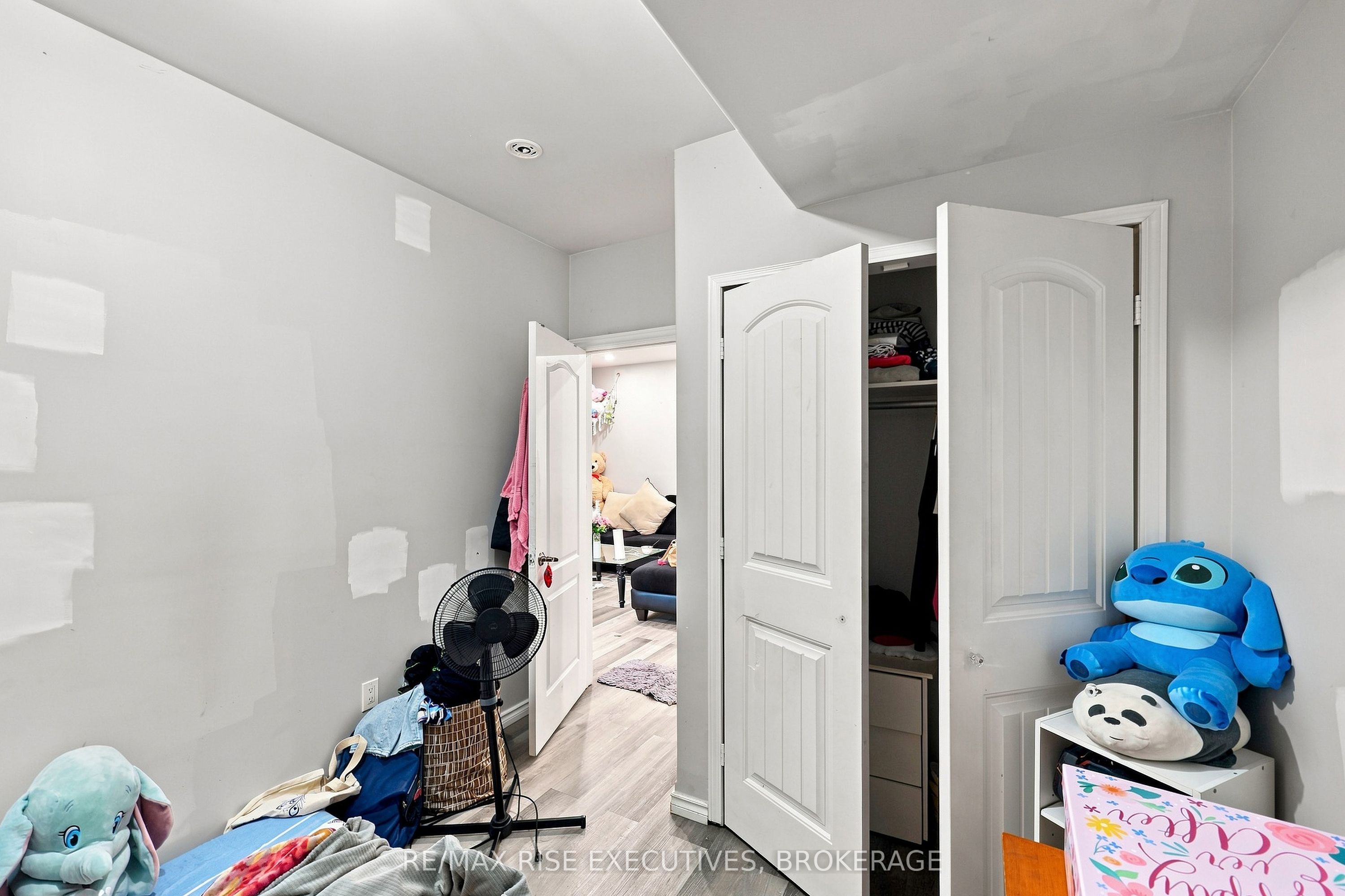 645 Gwen Avenue Property Photo 43