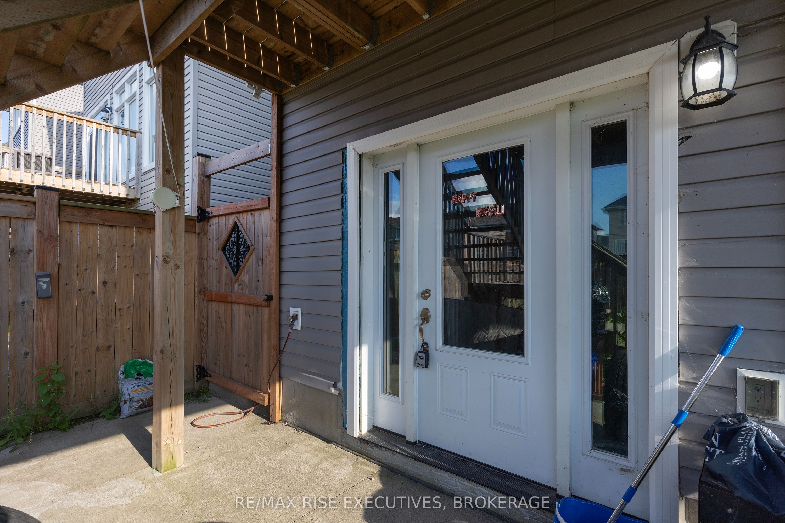 645 Gwen Avenue Property Photo 49