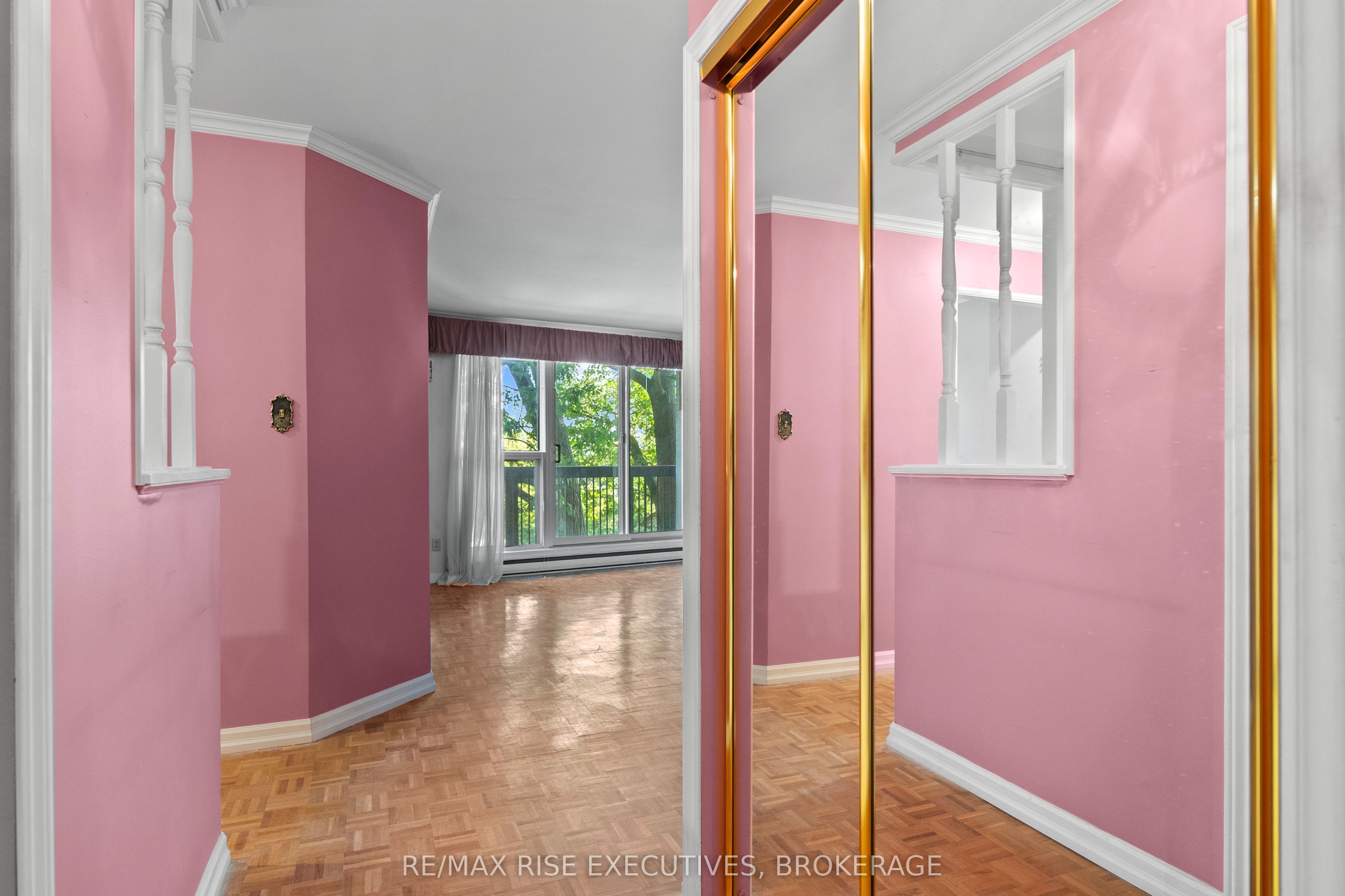 66 Greenview Drive 310 Property Photo 9