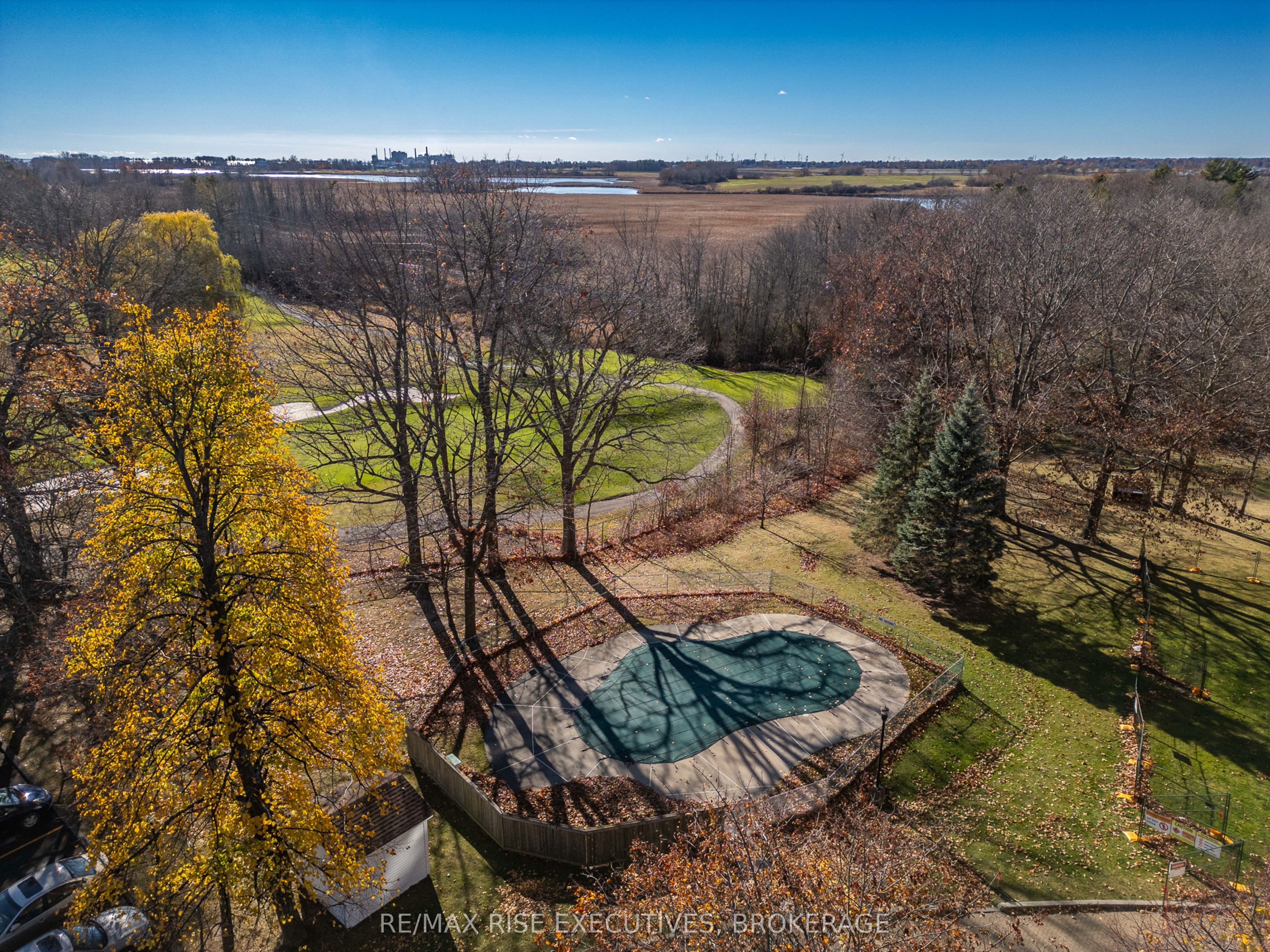 66 Greenview Drive 310 Property Photo 46