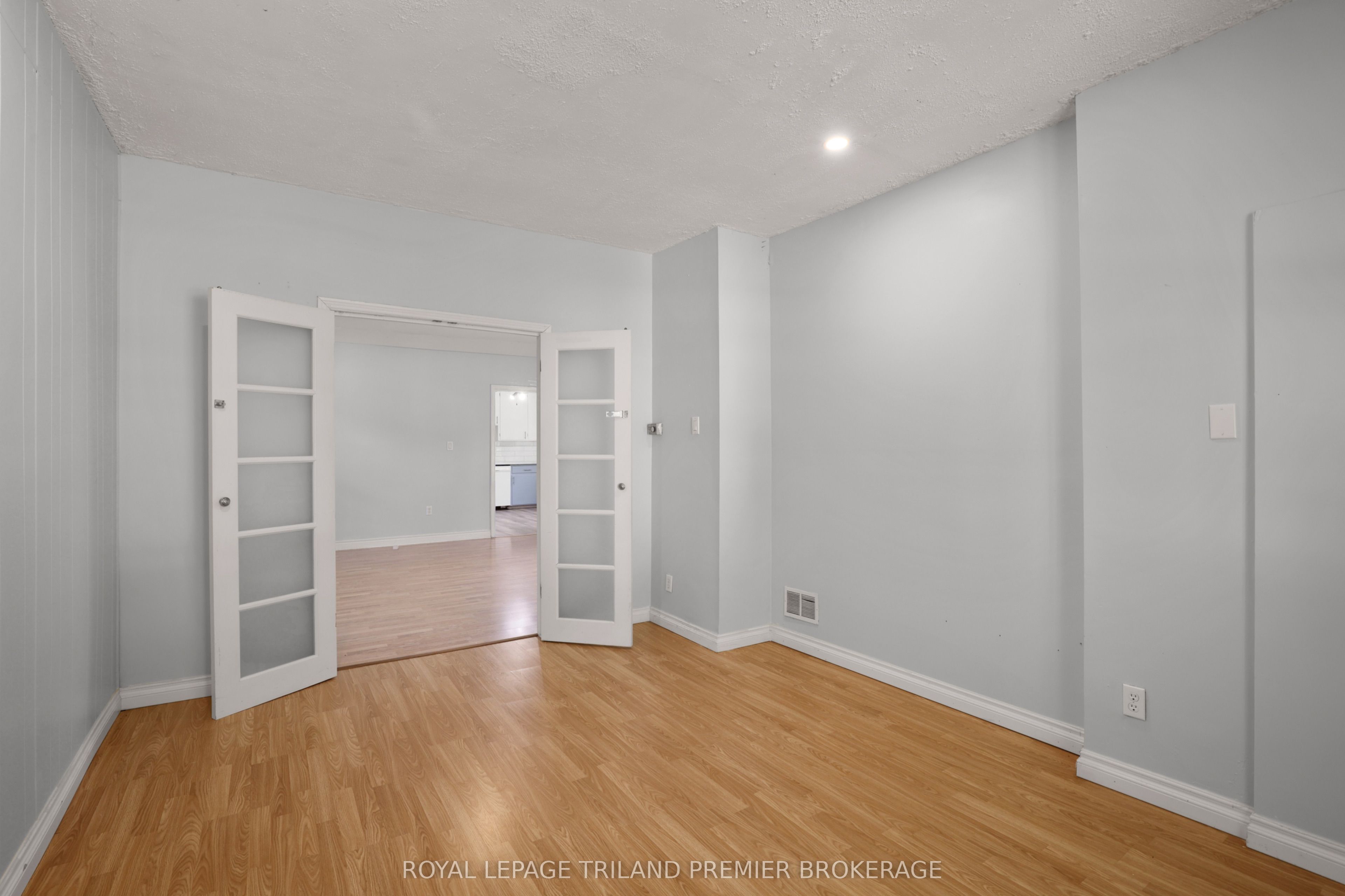 12 Orchard Street Property Photo 15