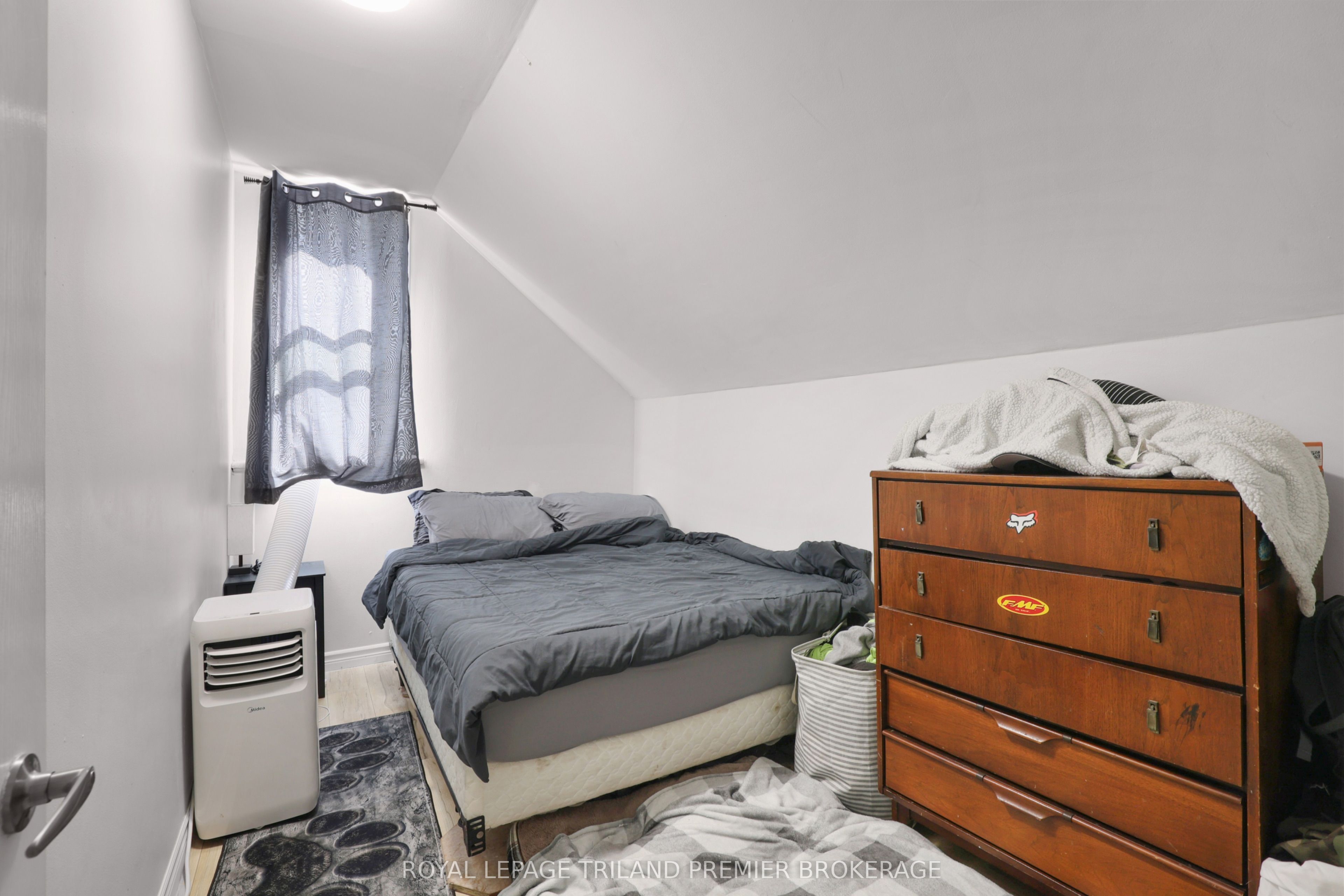 12 Orchard Street Property Photo 29