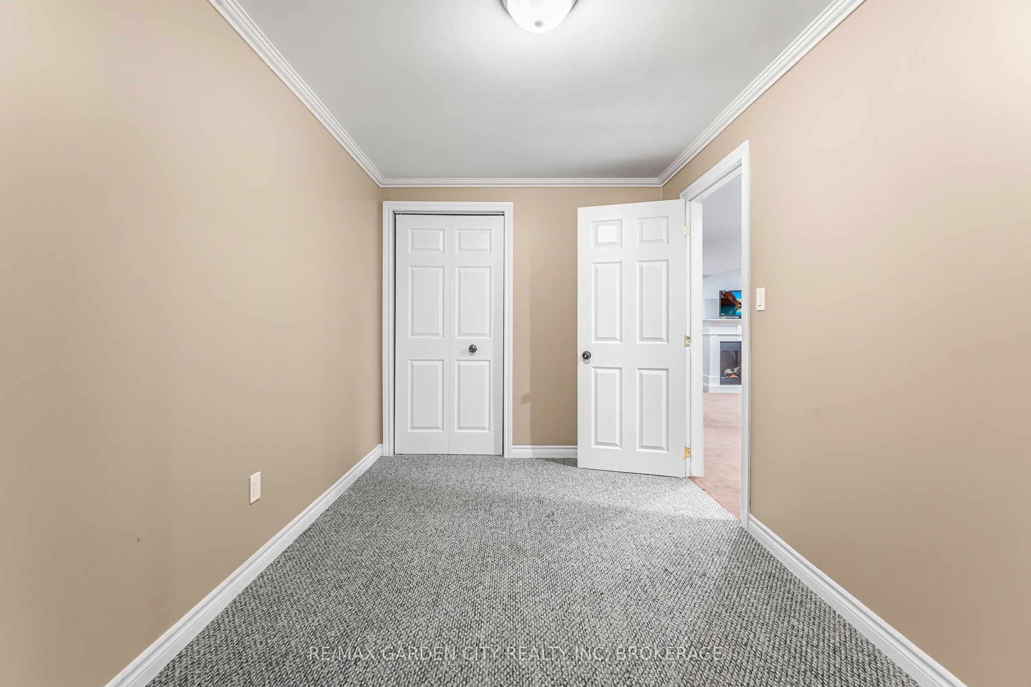 4022 Bush Crescent Property Photo 27