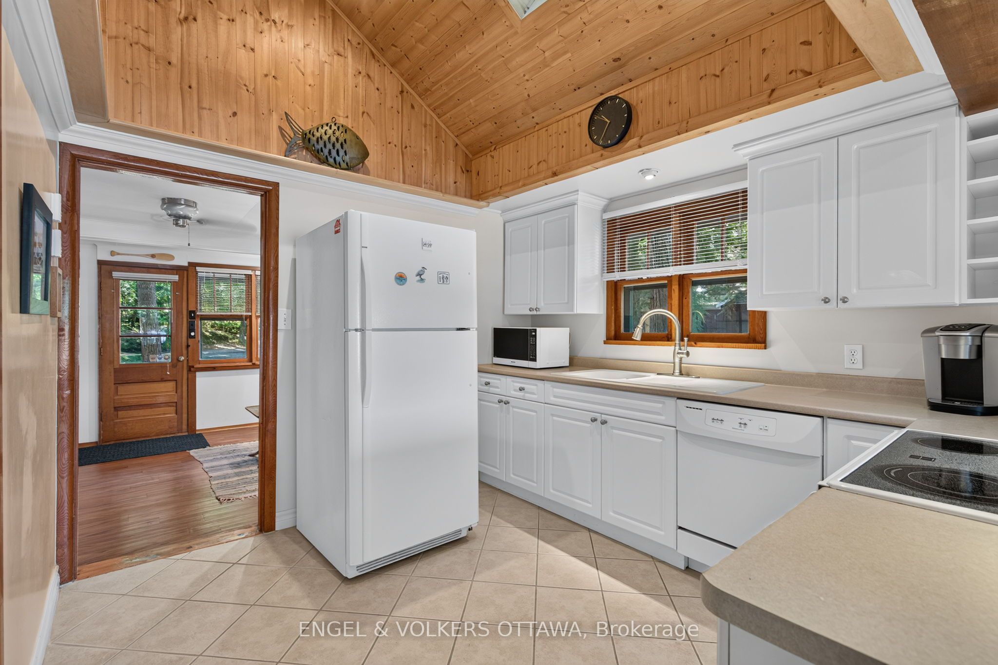 942 Dunn Rovin Lane Property Photo 11