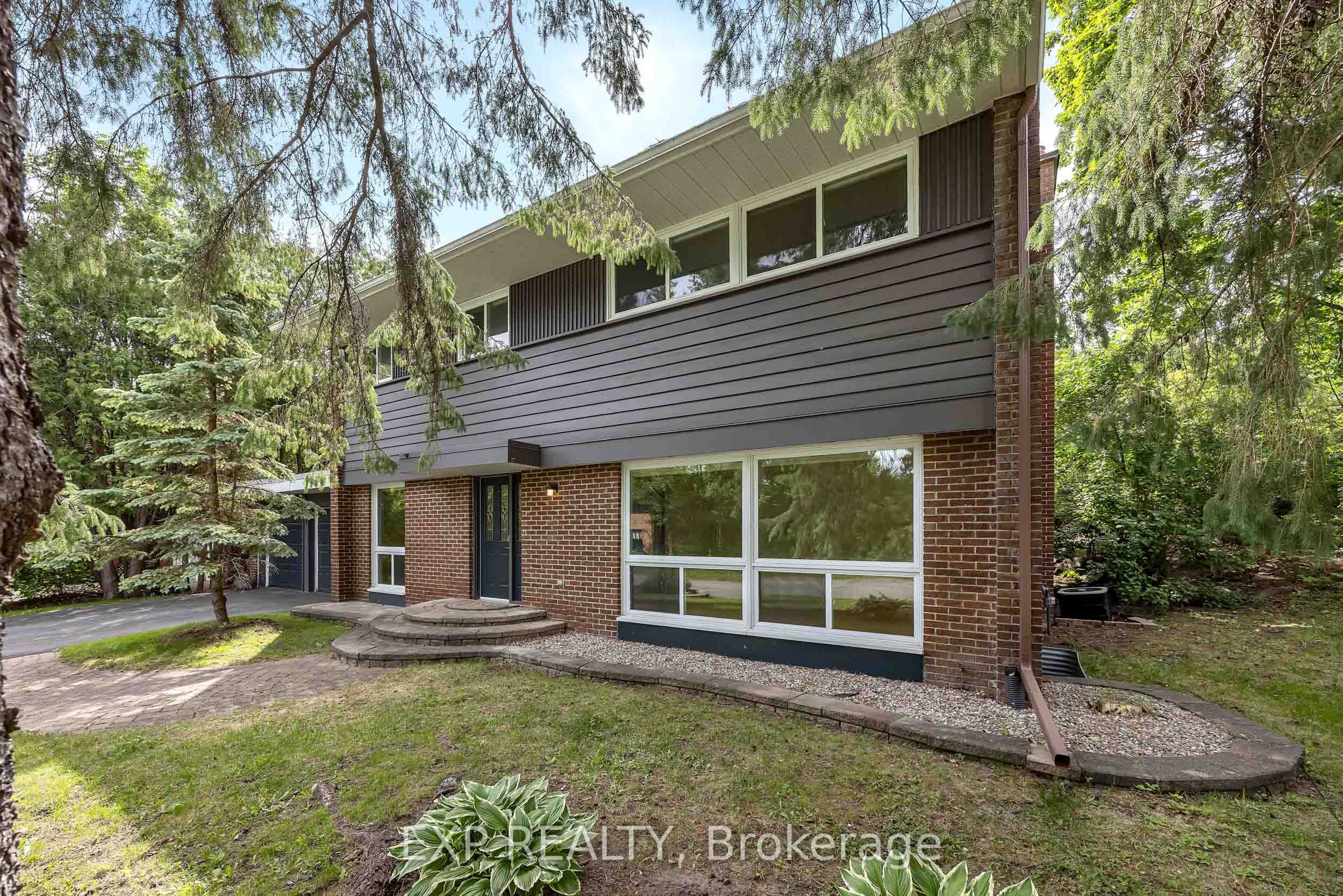 14 Carr Crescent Property Photo 3