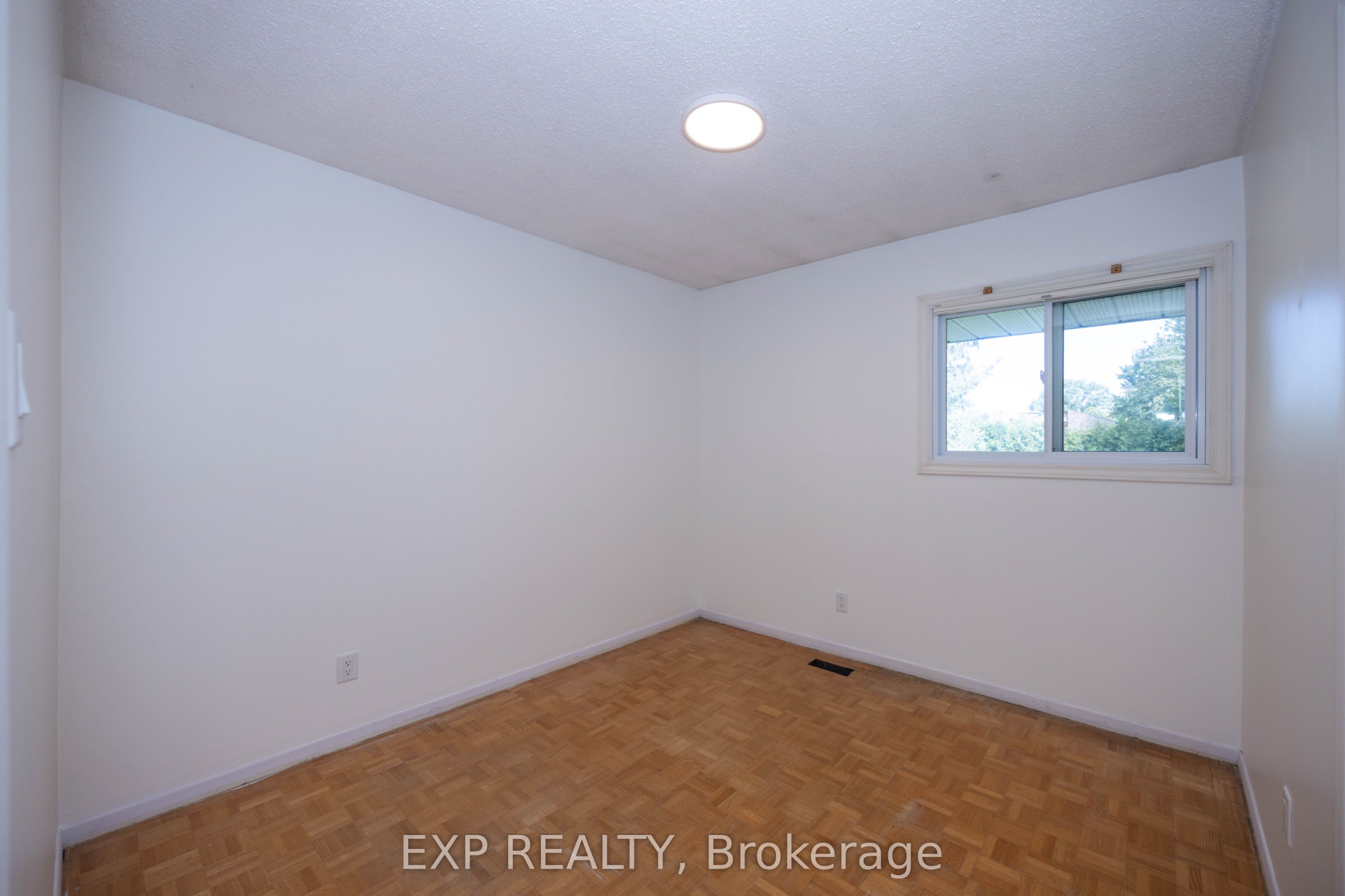 14 Carr Crescent Property Photo 26