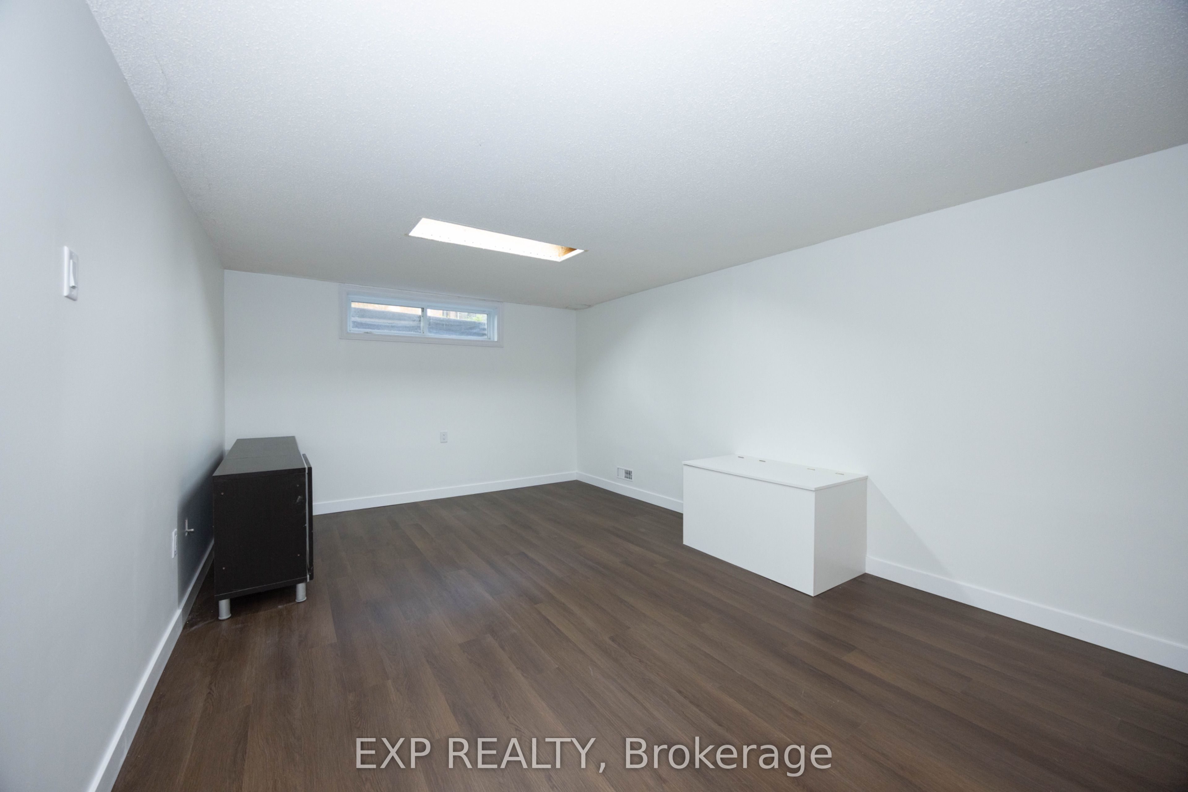 14 Carr Crescent Property Photo 36
