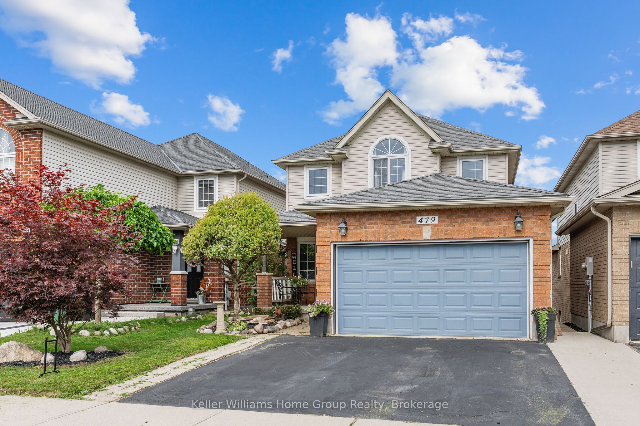 479 Doon S Drive E Property Photo 2