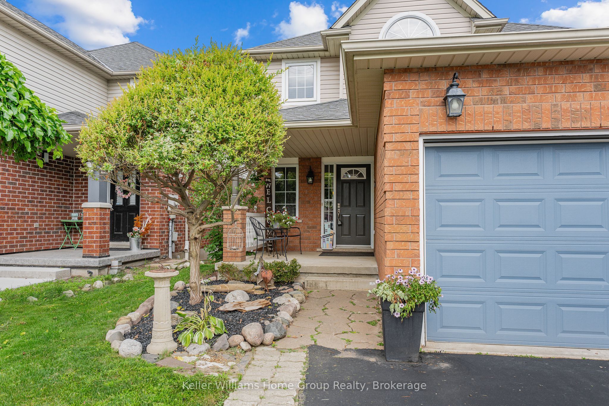 479 Doon S Drive E Property Photo 4