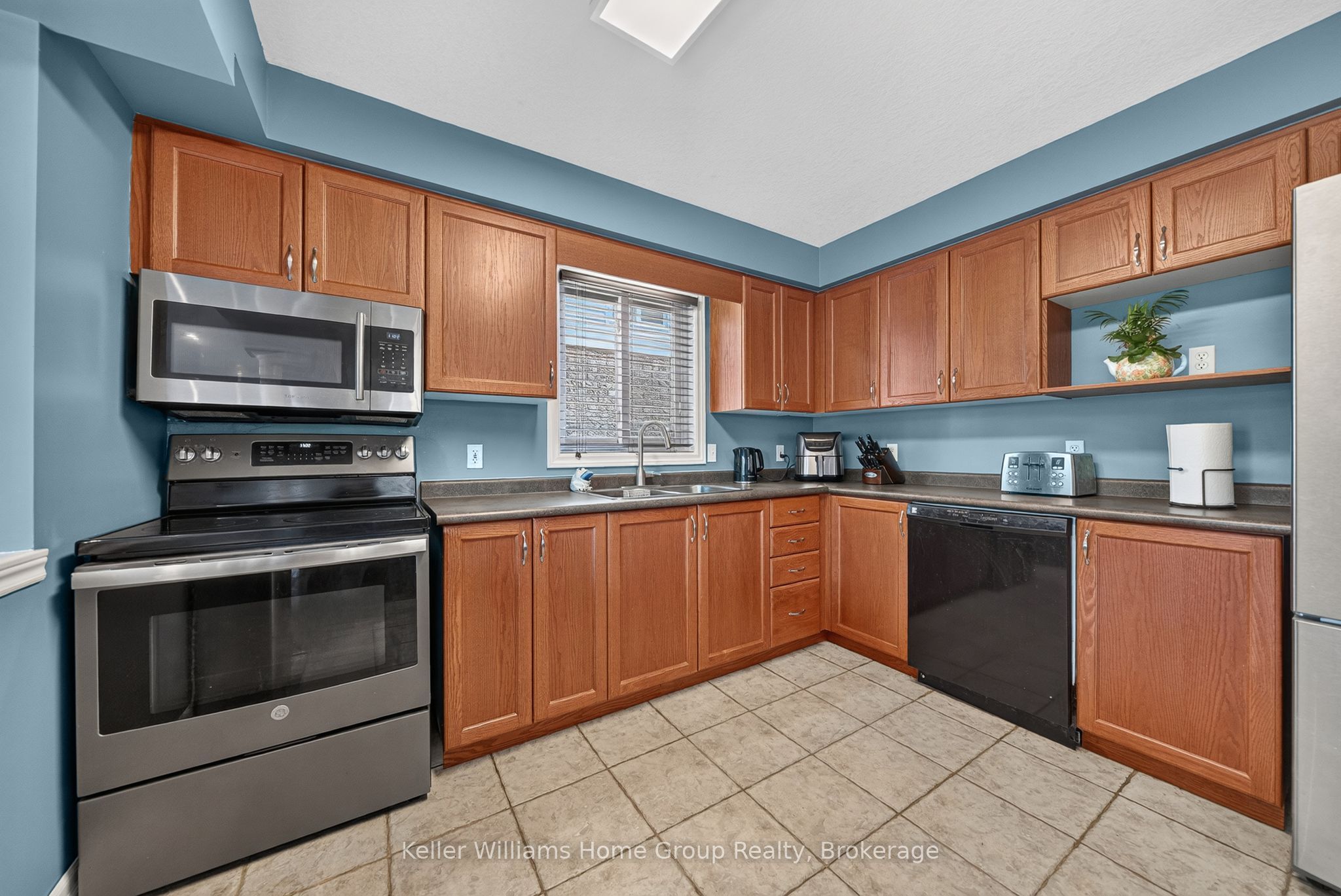 479 Doon S Drive E Property Photo 11