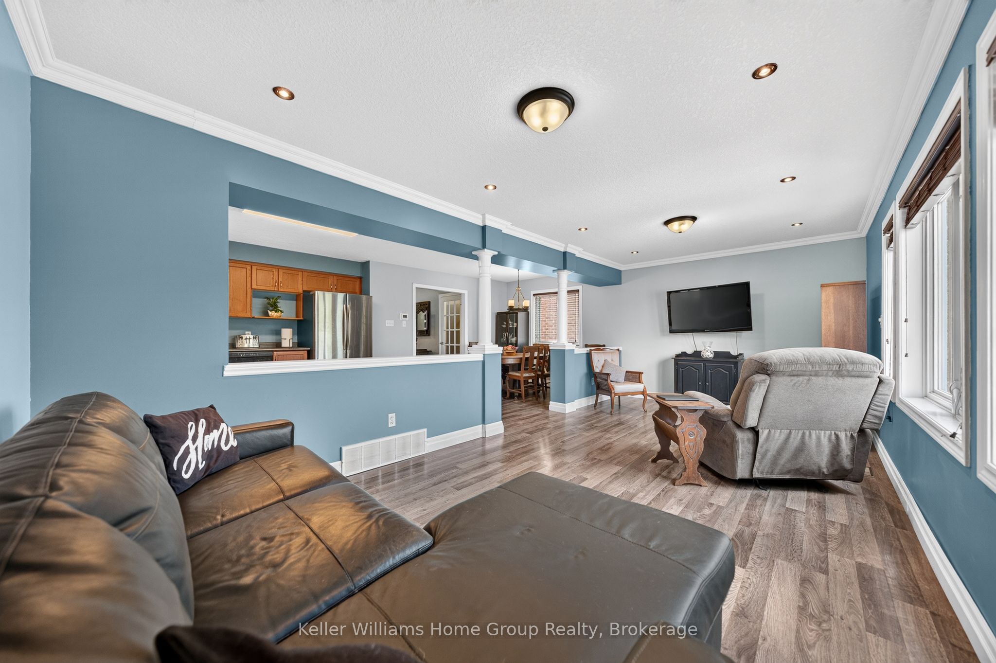 479 Doon S Drive E Property Photo 16