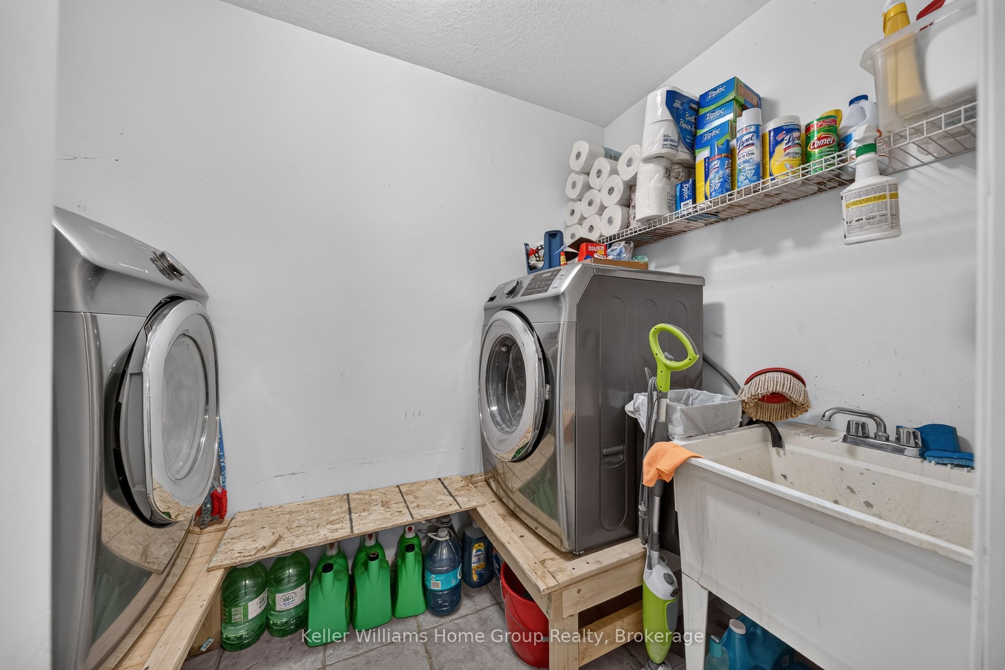 479 Doon S Drive E Property Photo 17