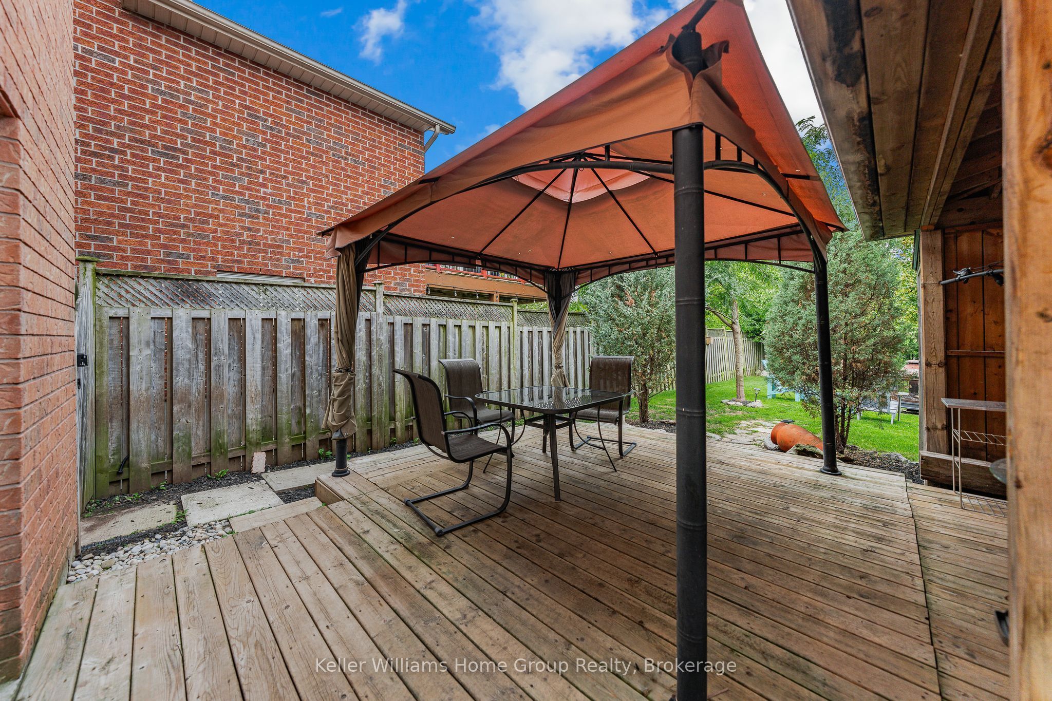 479 Doon S Drive E Property Photo 31