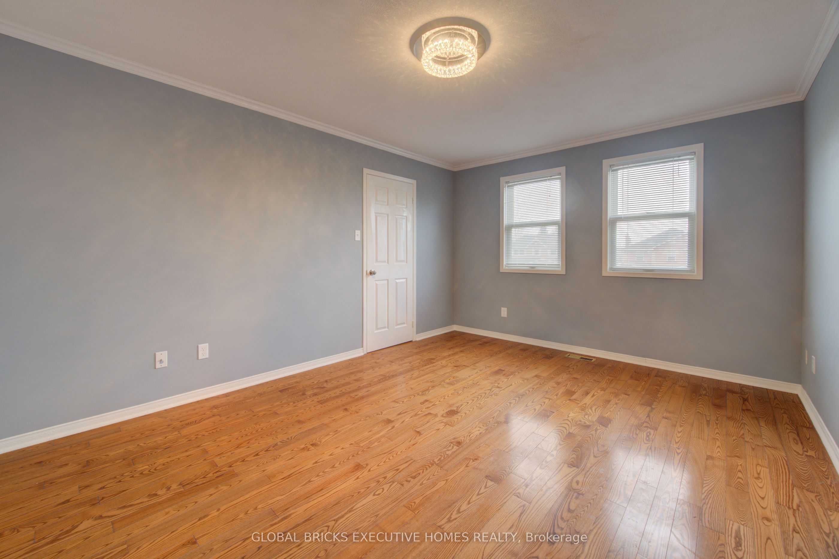 35 Attwood Drive Property Photo 29