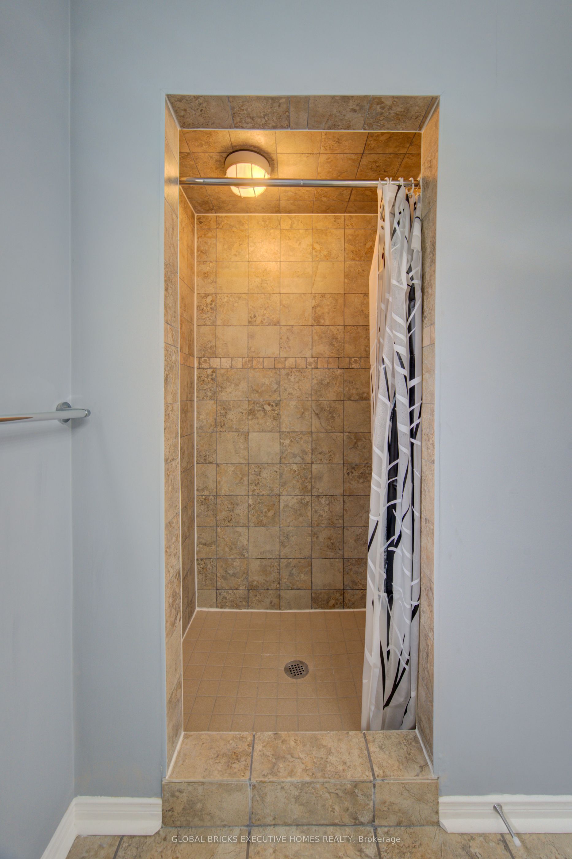35 Attwood Drive Property Photo 33