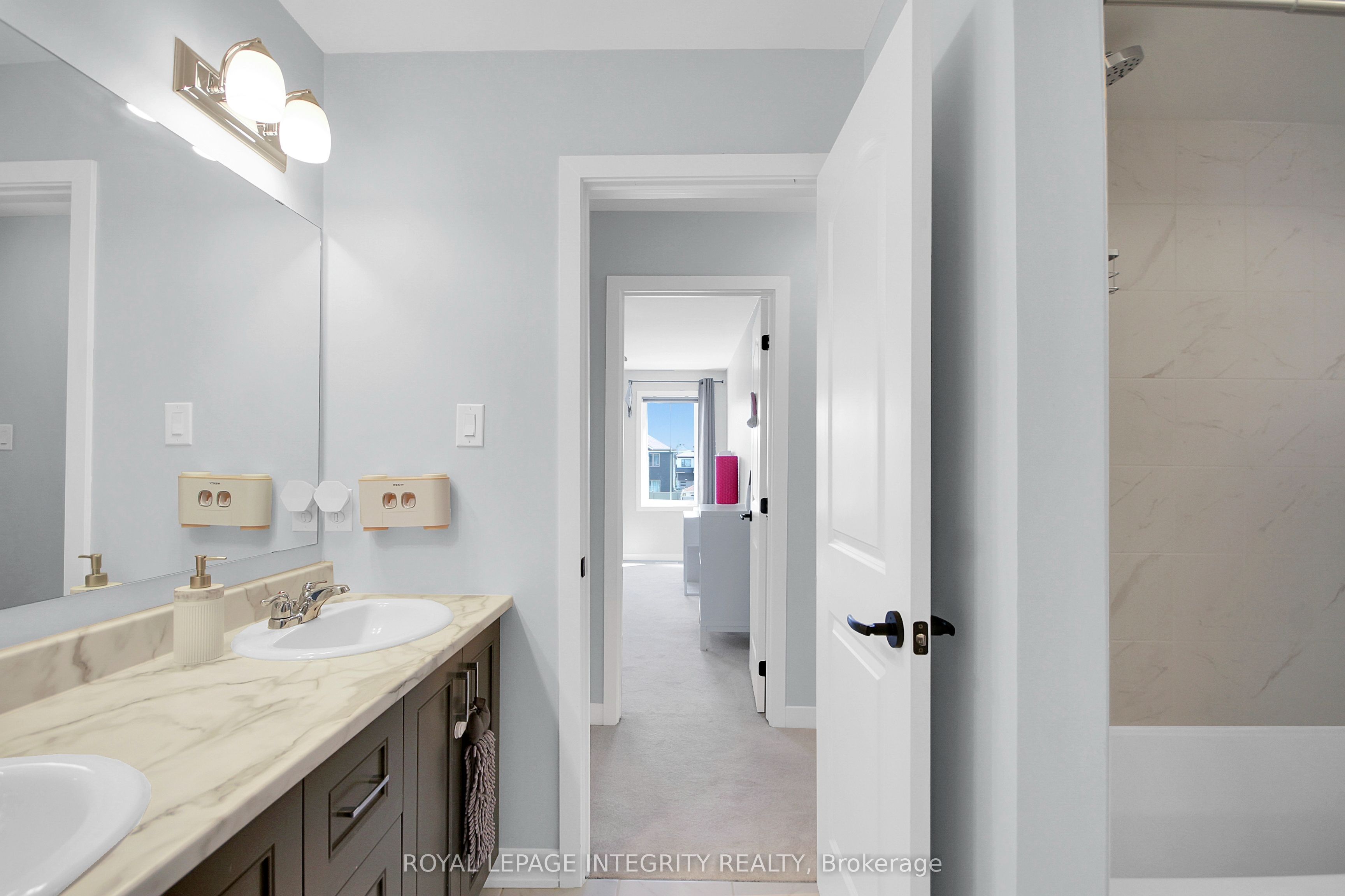 774 Derreen Avenue Property Photo 39