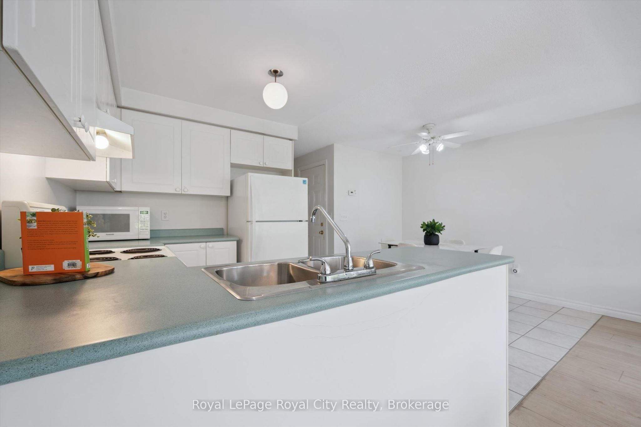 811 Edinburgh Road S Property Photo 25