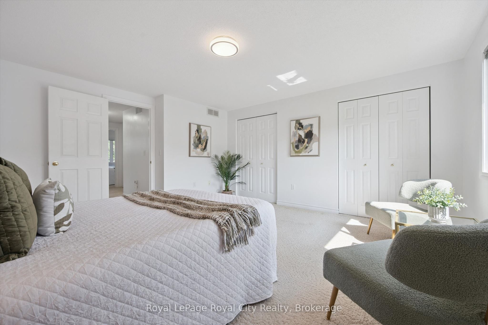811 Edinburgh Road S Property Photo 33