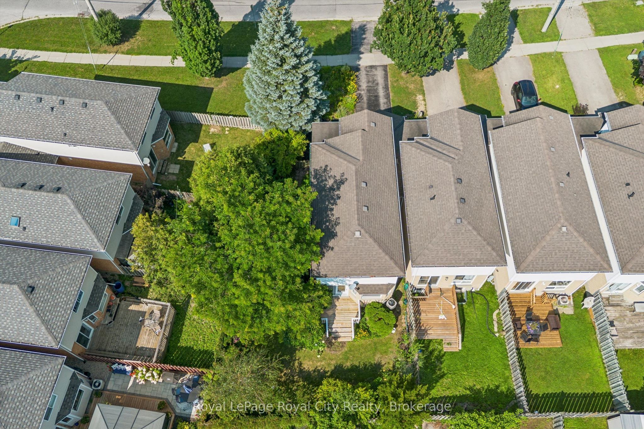 811 Edinburgh Road S Property Photo 45