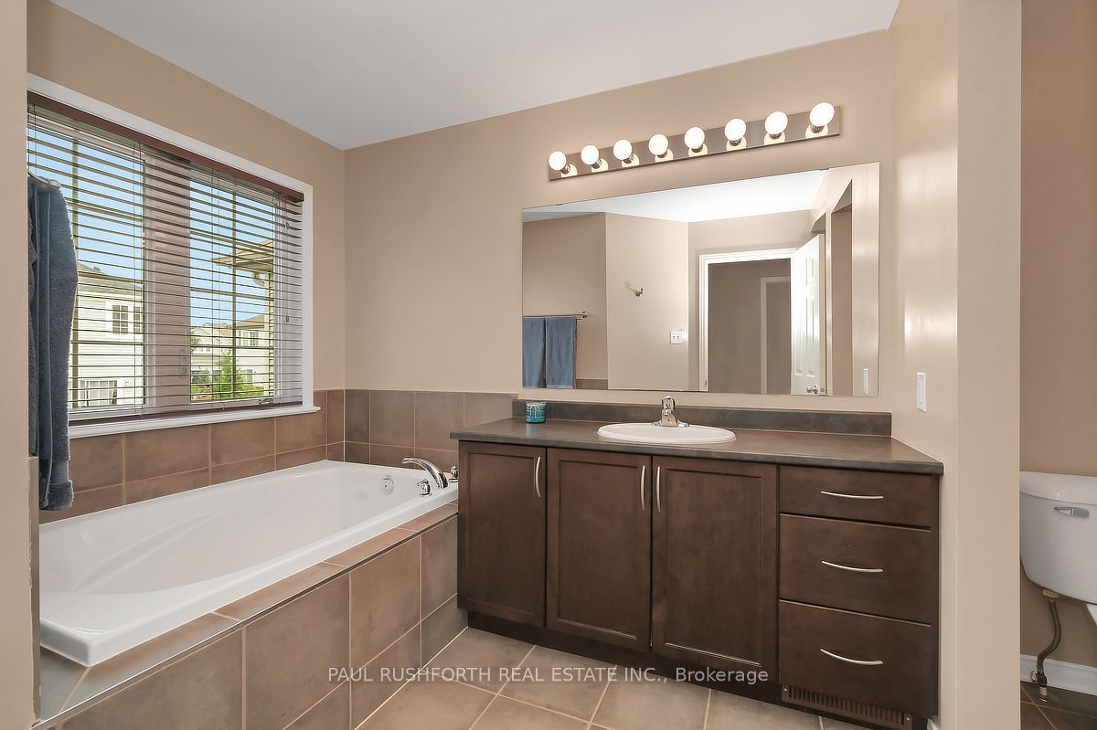 358 Aldworth Private Property Photo 17