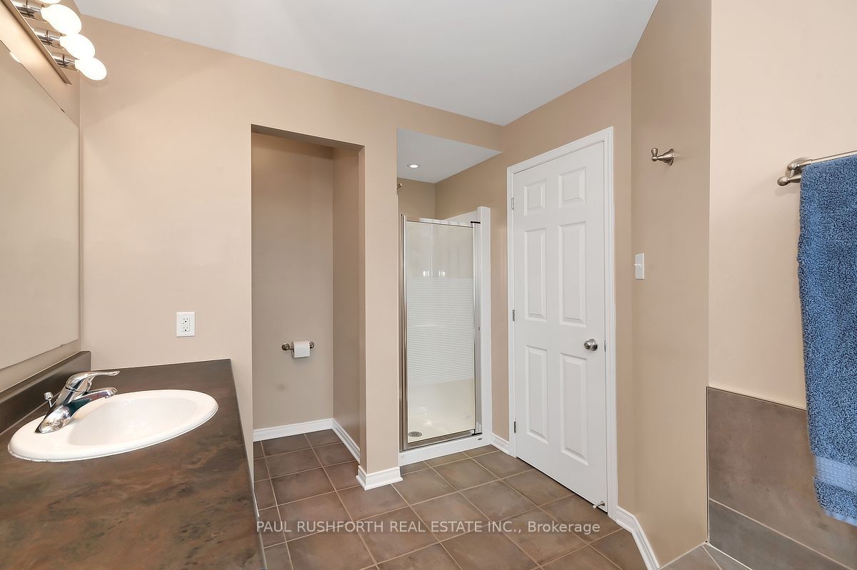 358 Aldworth Private Property Photo 18