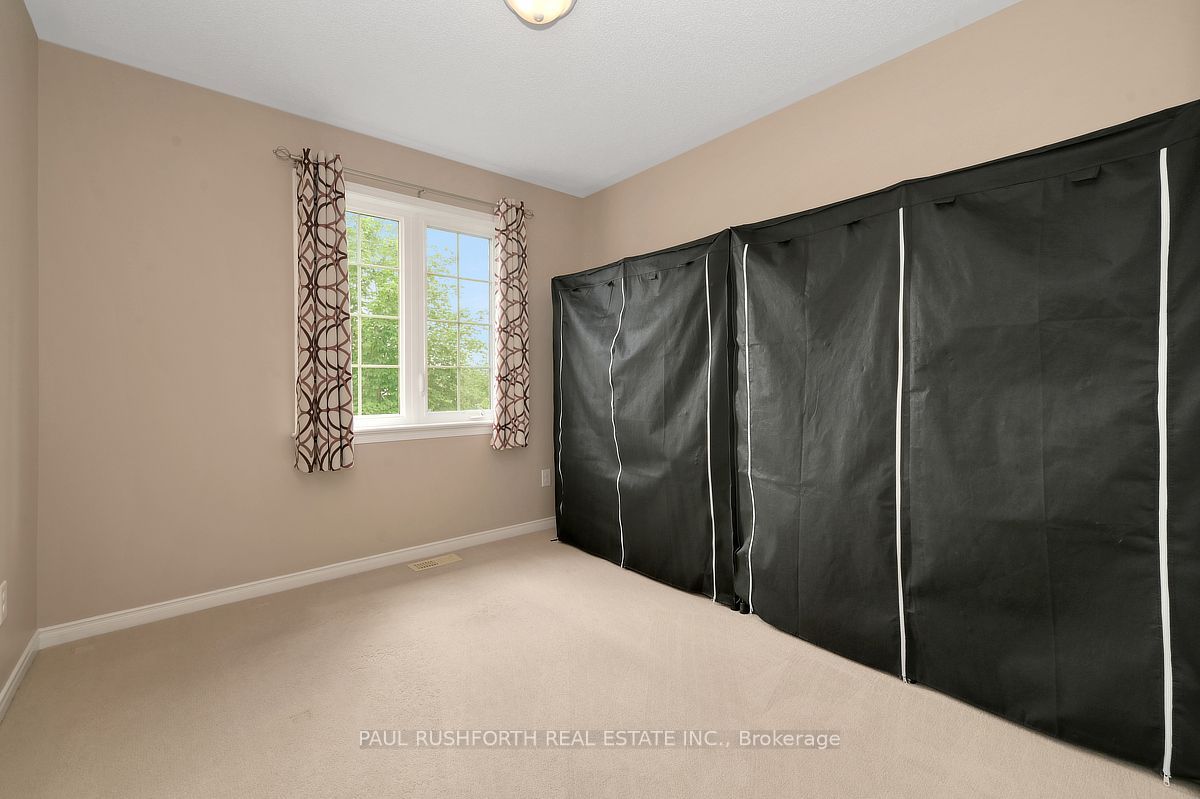 358 Aldworth Private Property Photo 20