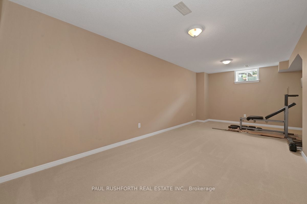 358 Aldworth Private Property Photo 21