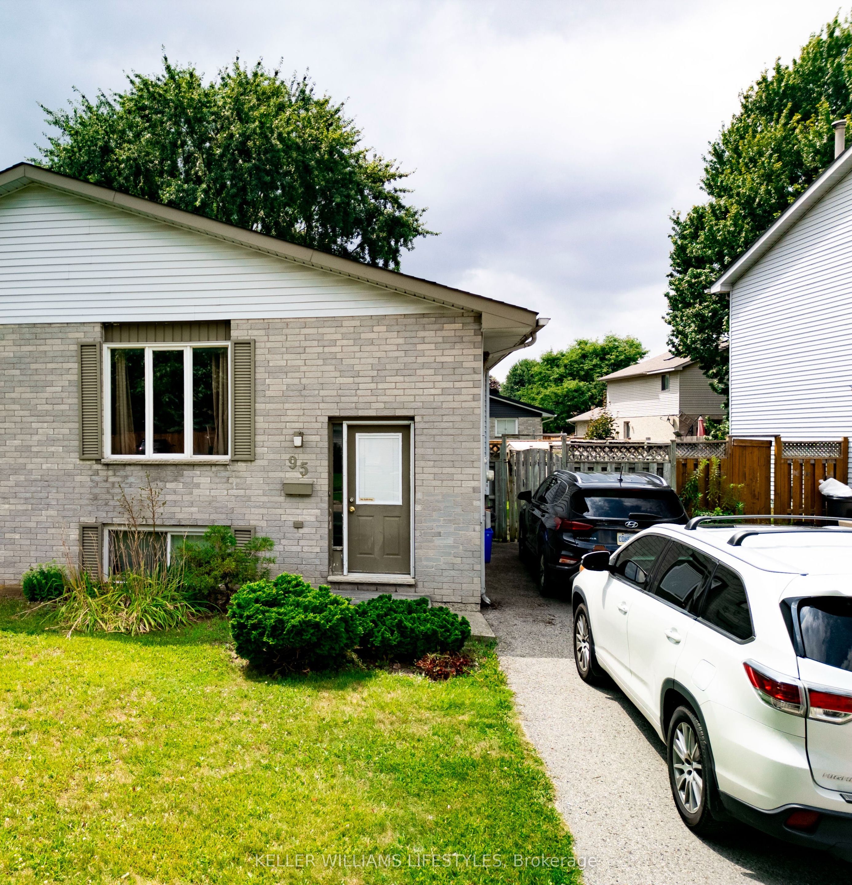 95 Bonaventure Drive Property Photo 1