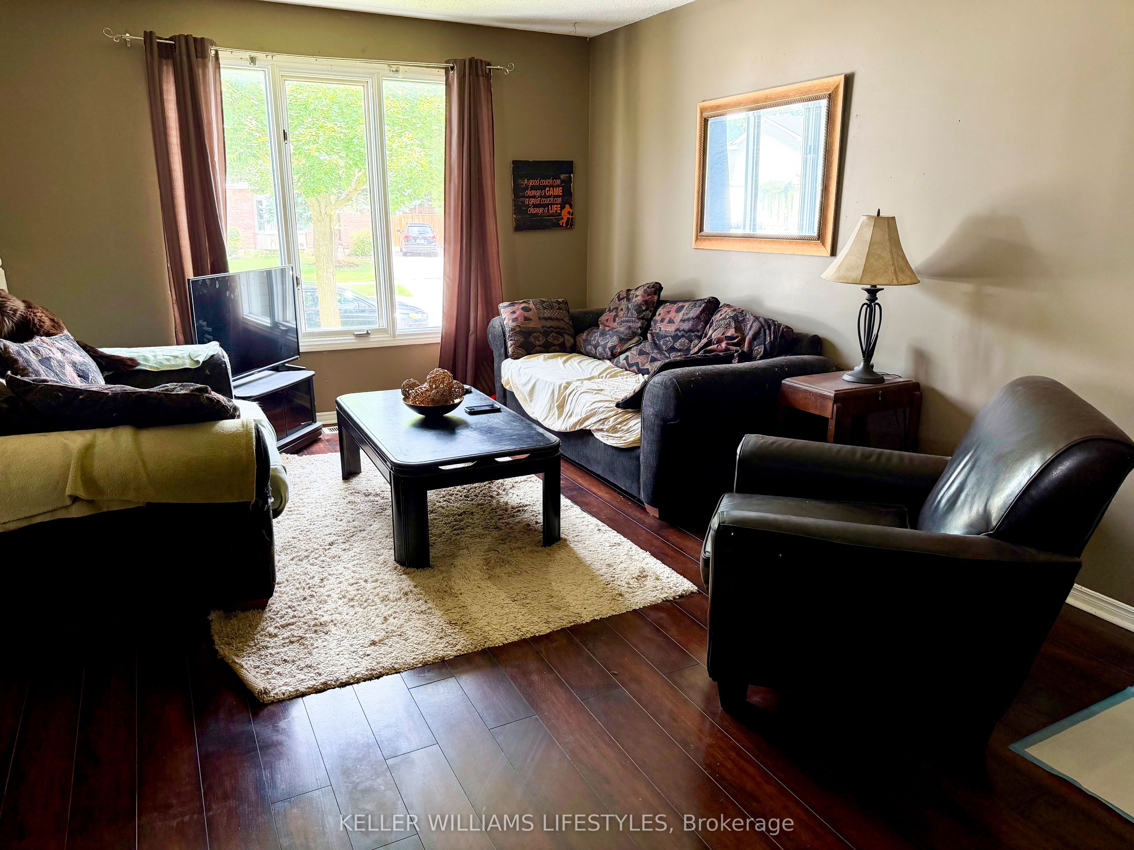 95 Bonaventure Drive Property Photo 3