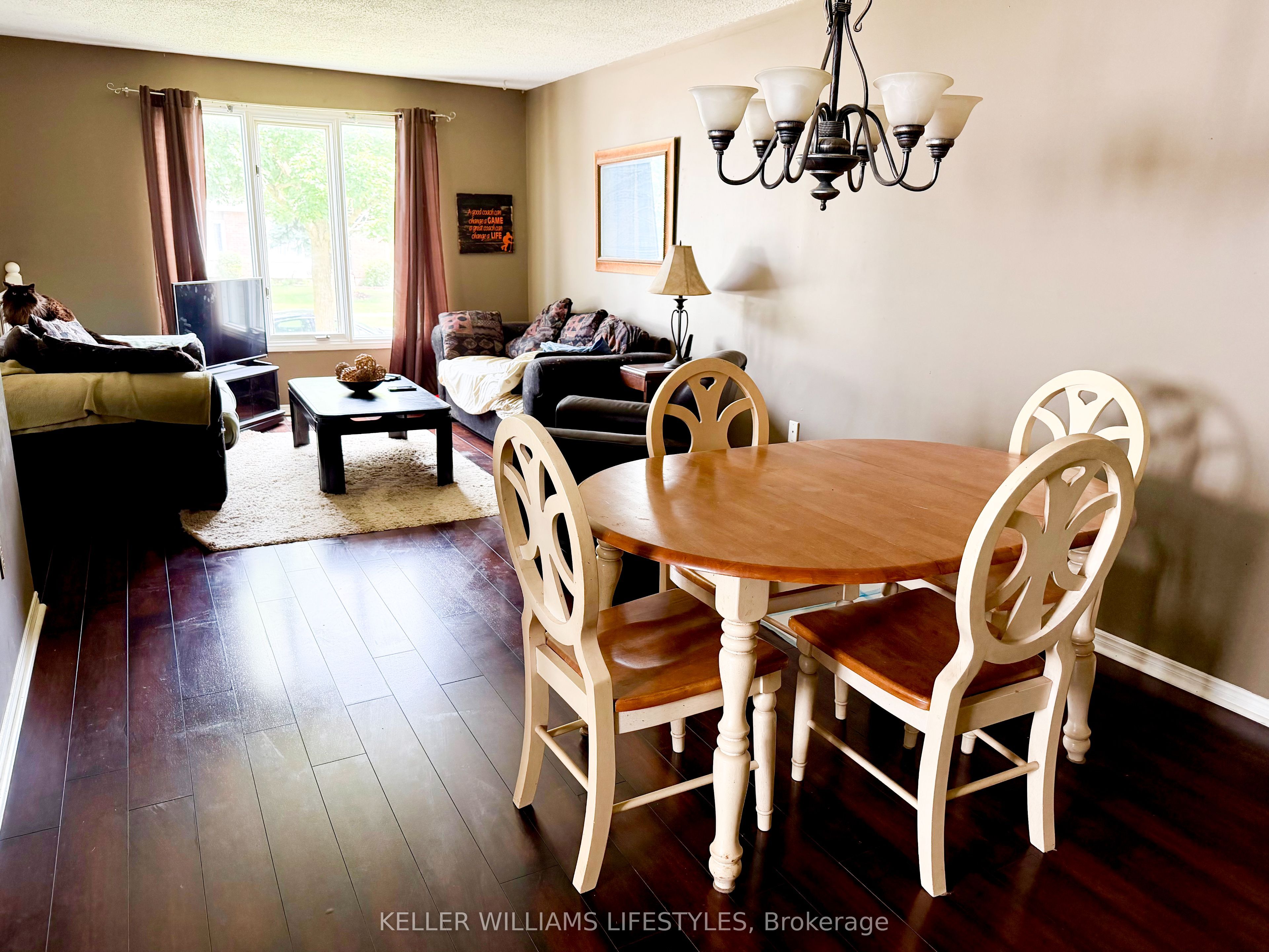 95 Bonaventure Drive Property Photo 4