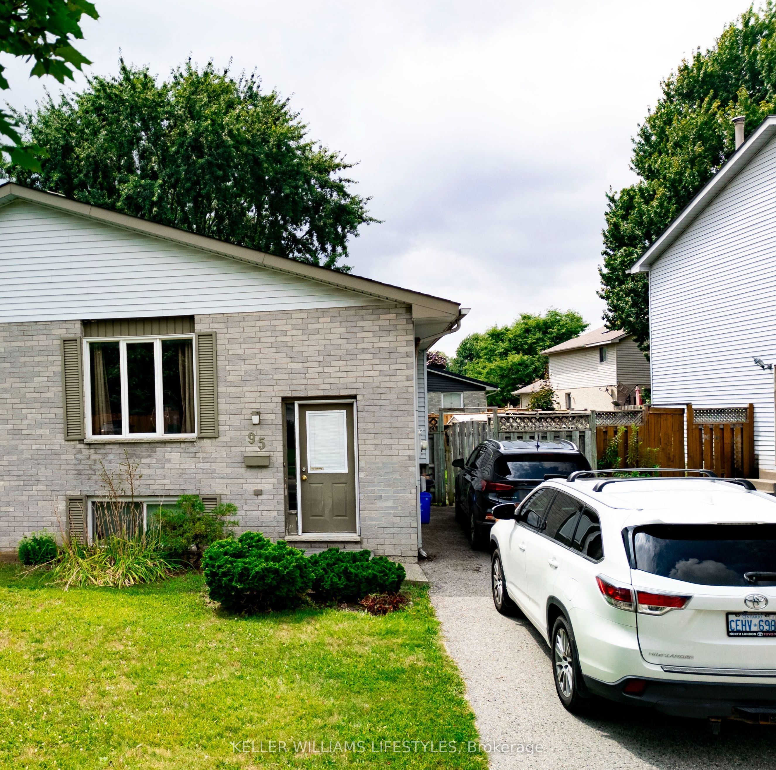 95 Bonaventure Drive Property Photo 17