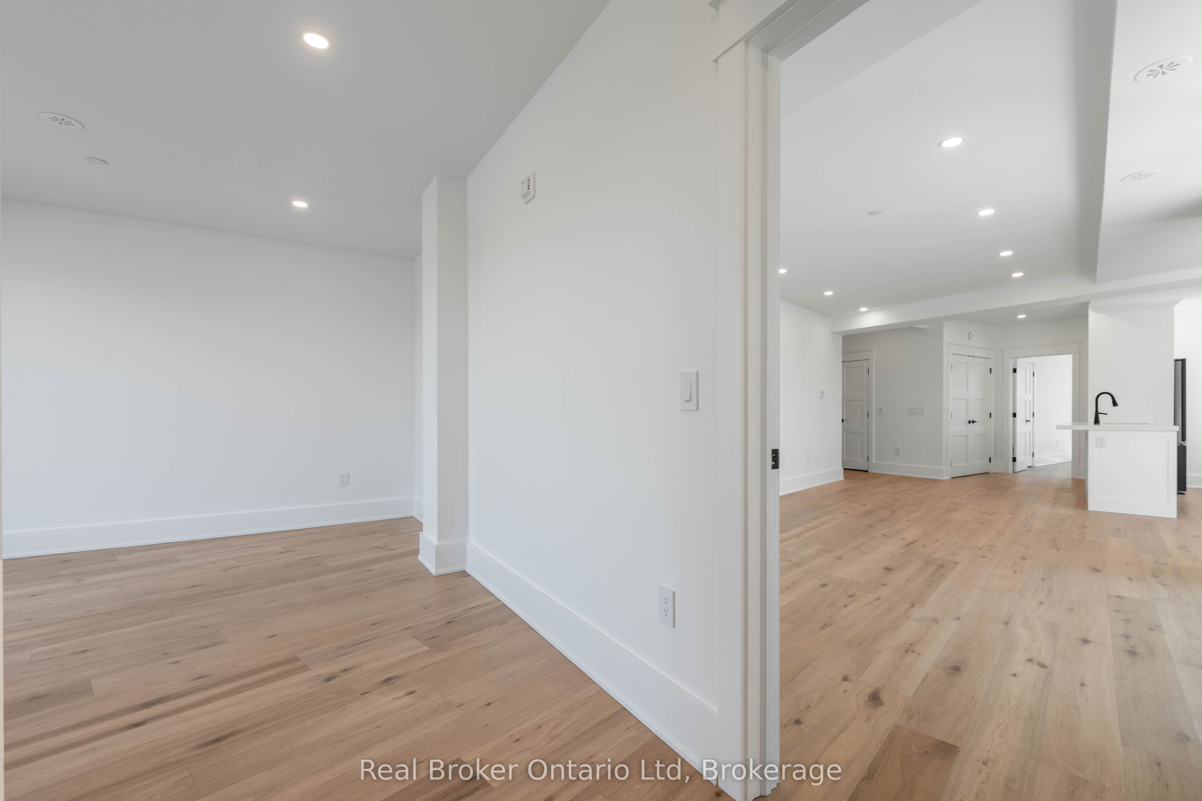 80 9th Street E 701 Property Photo 11