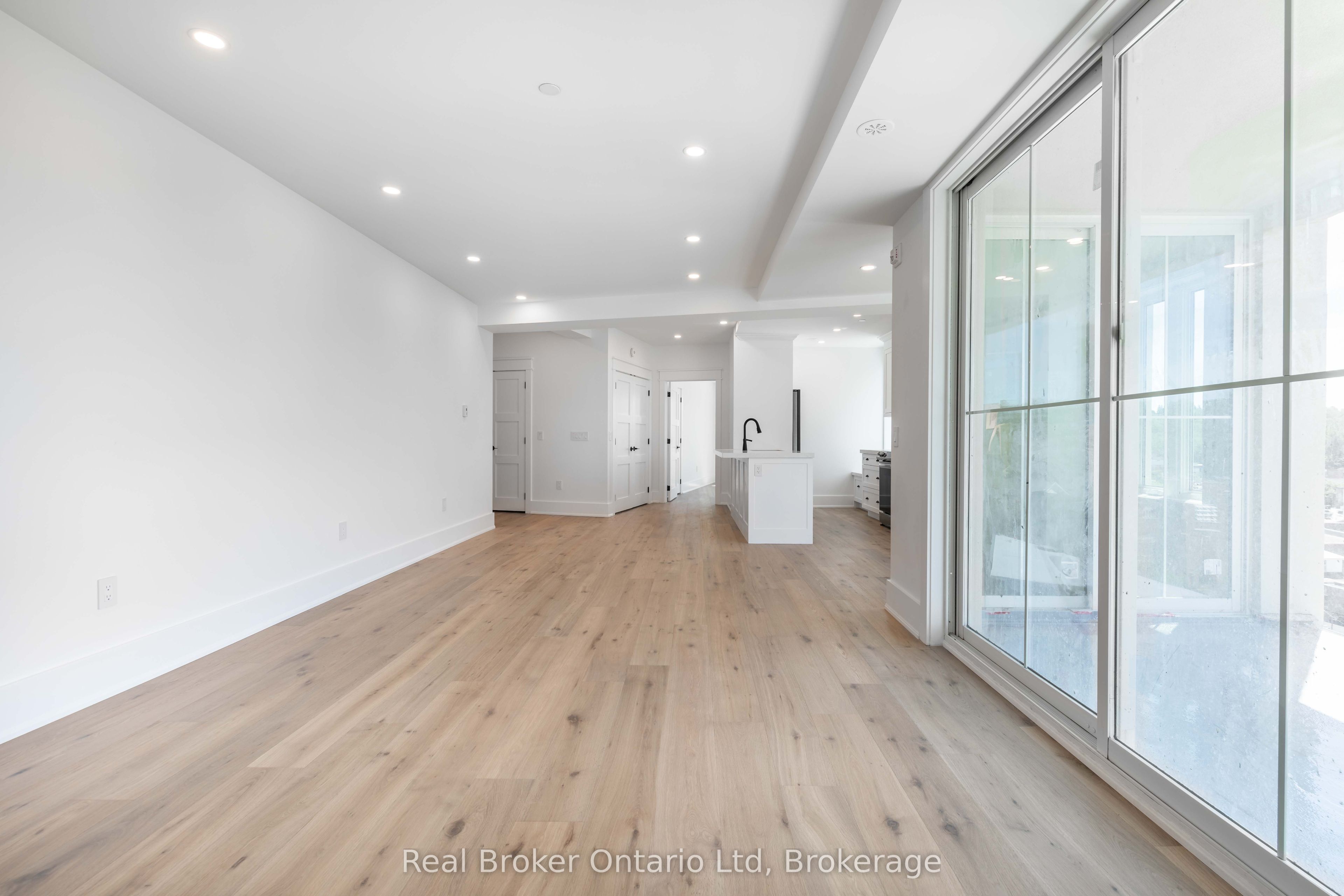 80 9th Street E 701 Property Photo 17