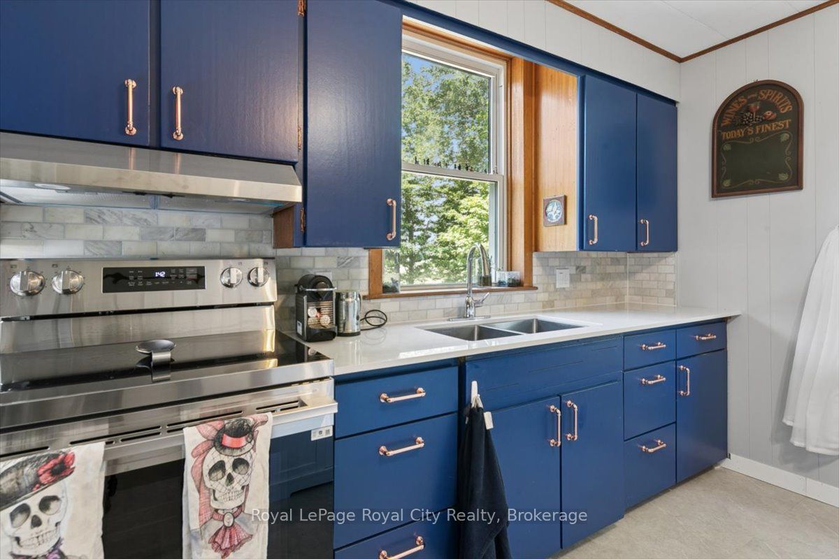 5453 9 Highway Property Photo 9