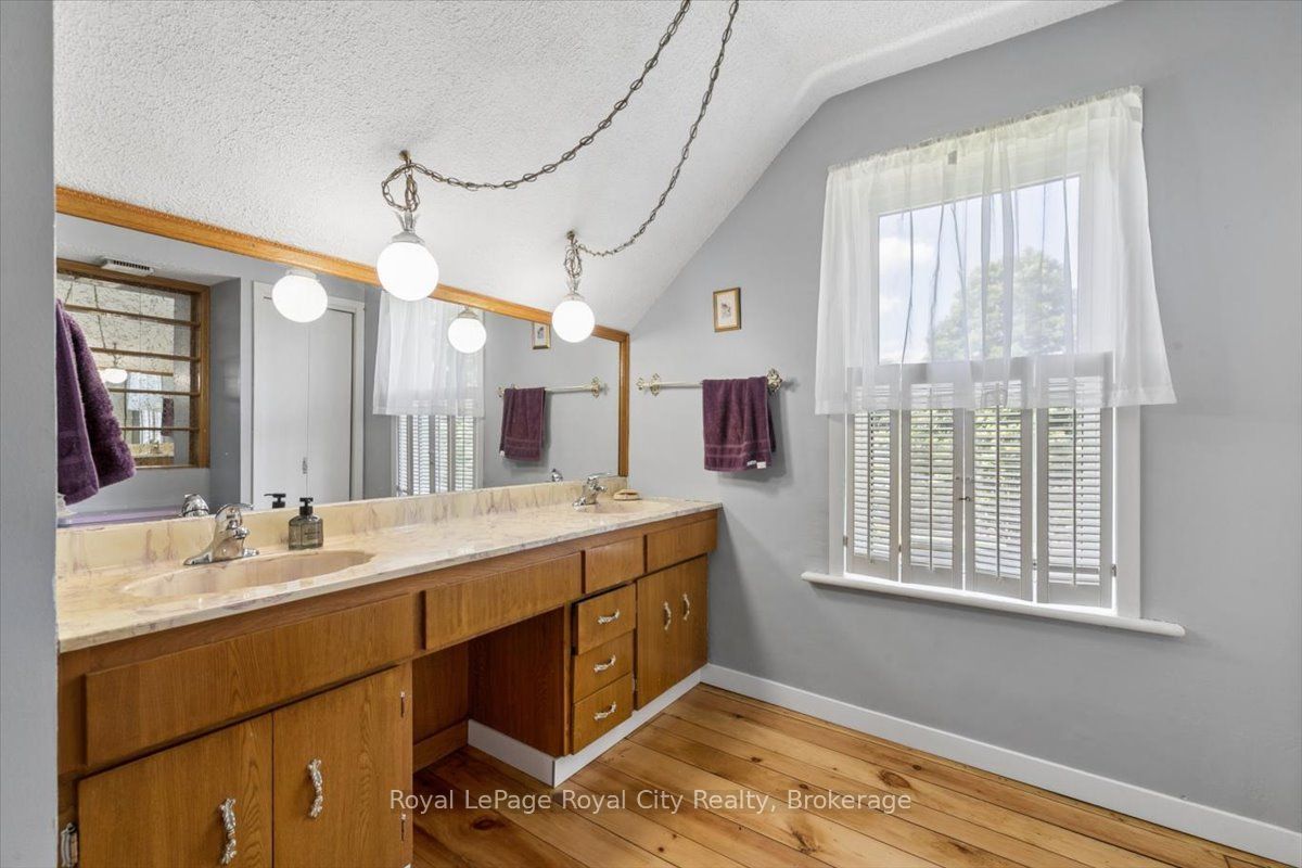 5453 9 Highway Property Photo 17