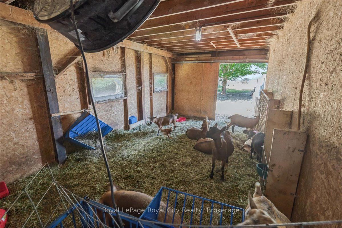 5453 9 Highway Property Photo 43