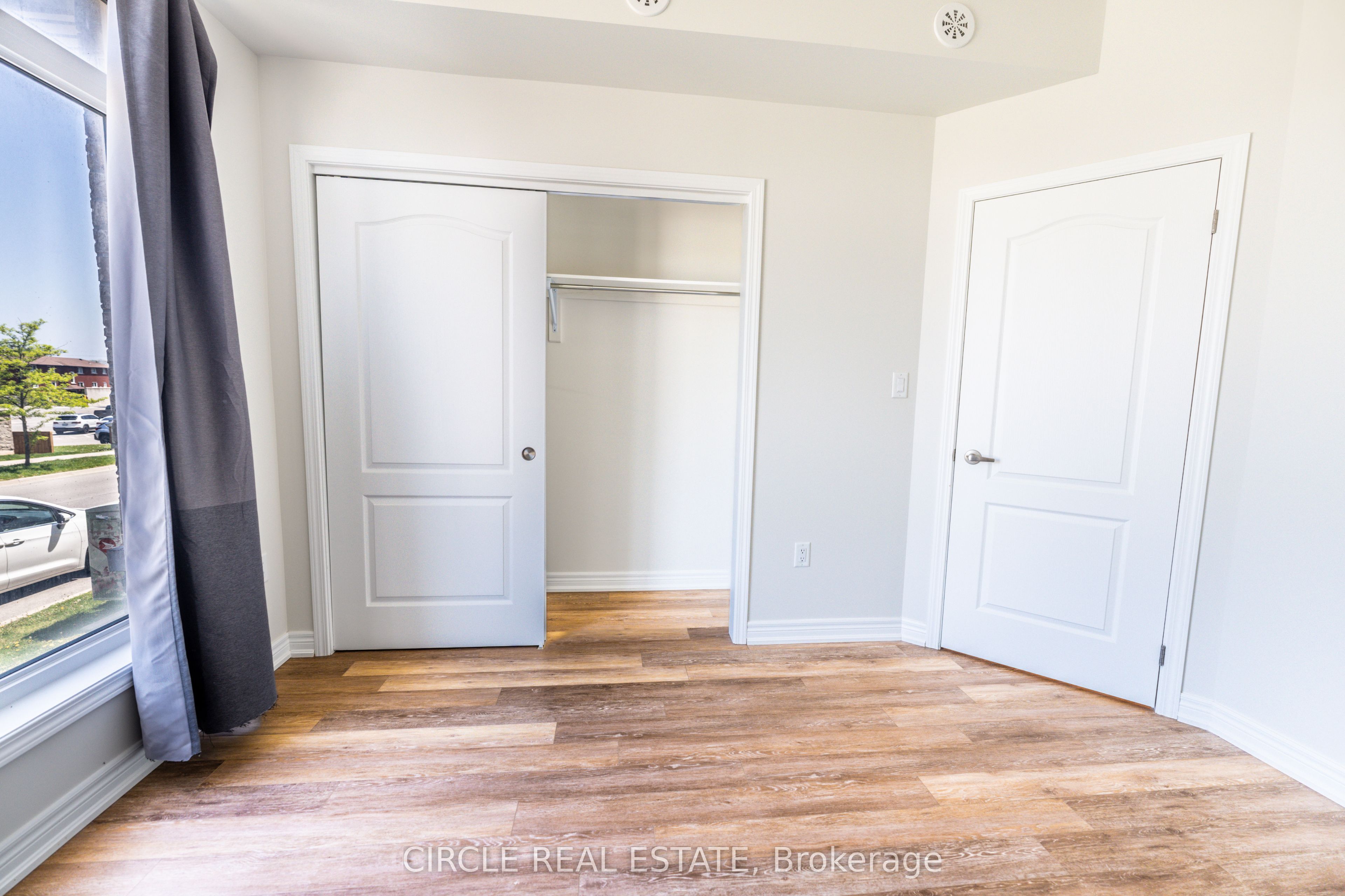 5016 Serena Drive 7 Property Photo 14