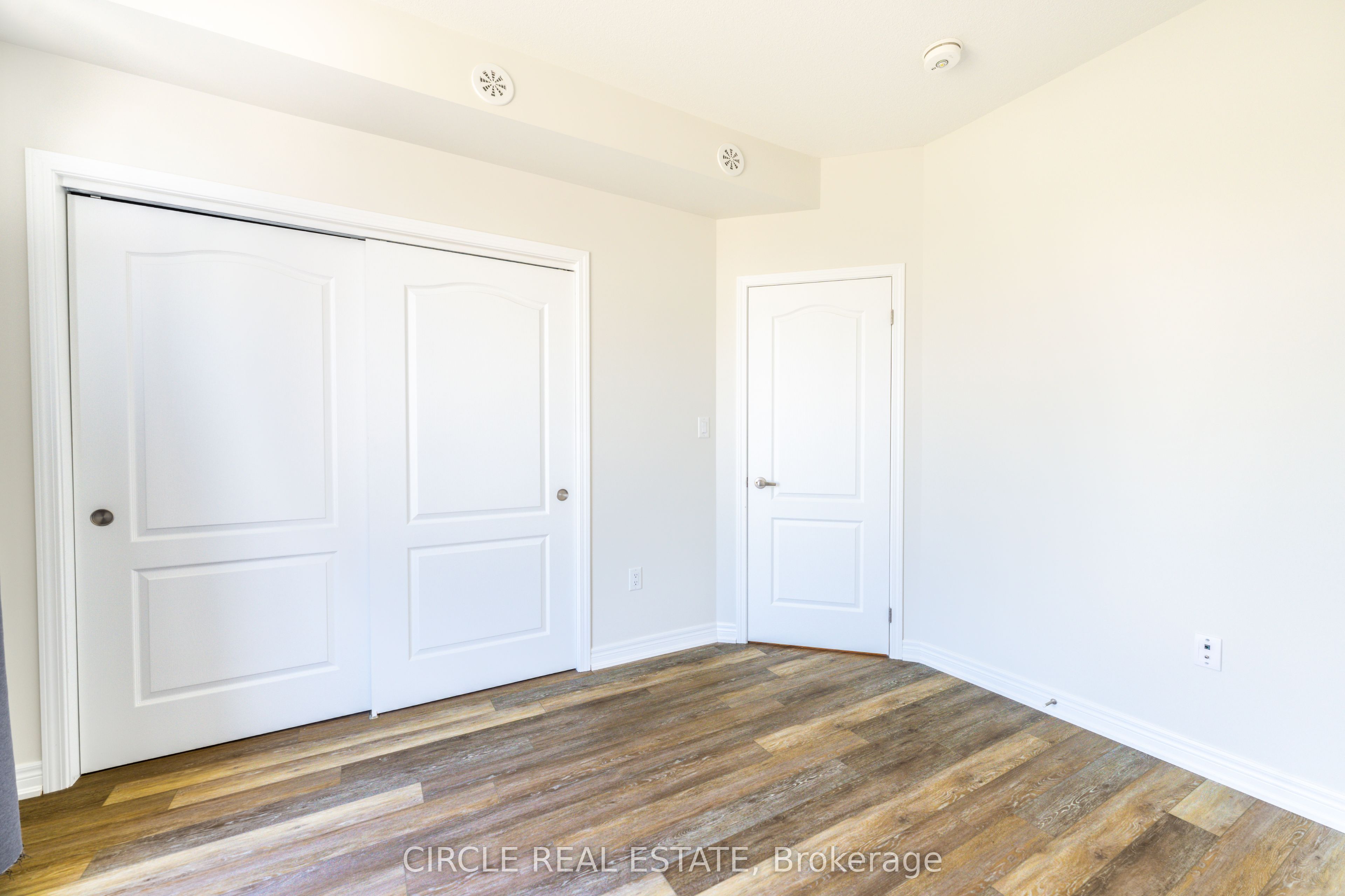 5016 Serena Drive 7 Property Photo 17