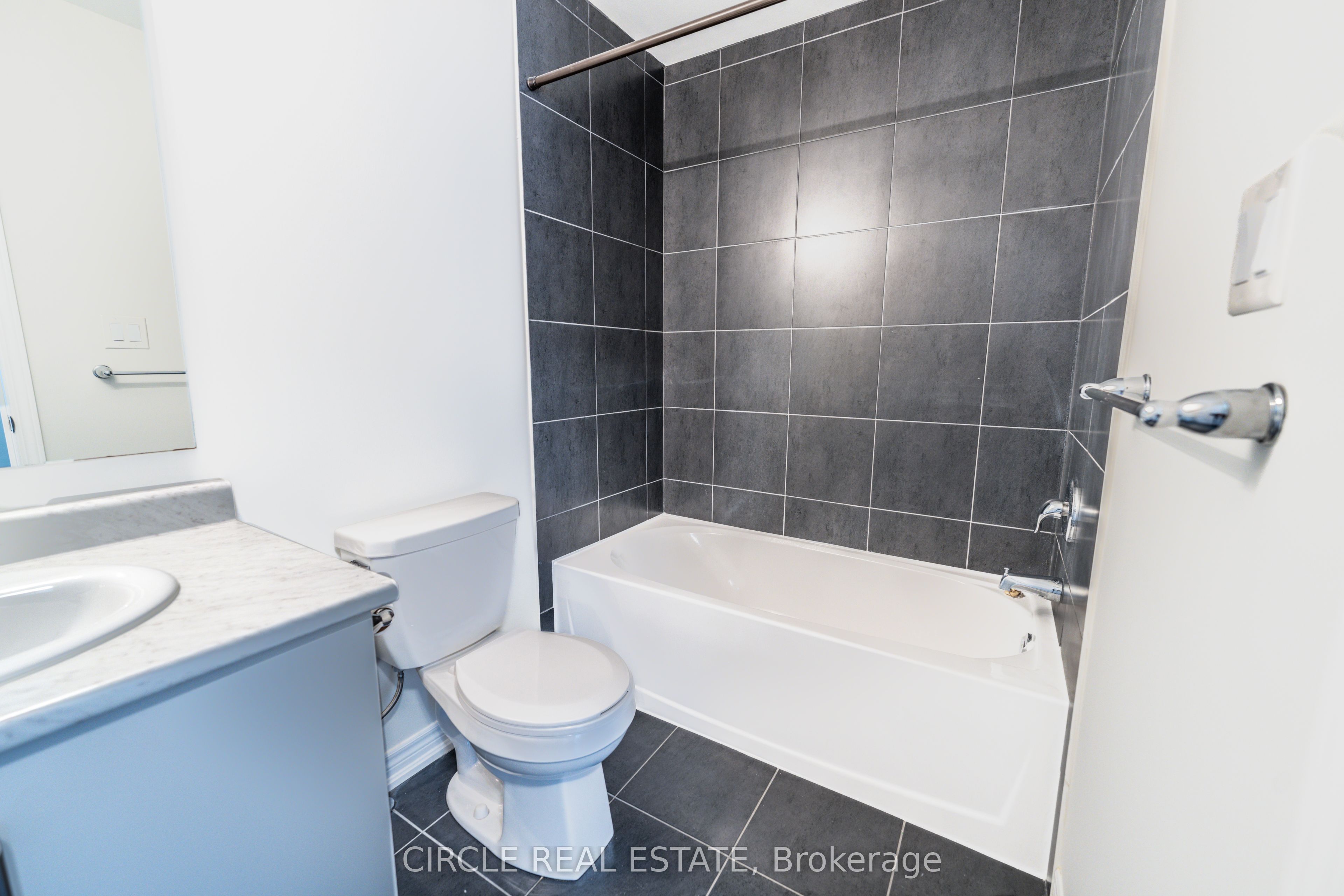 5016 Serena Drive 7 Property Photo 19