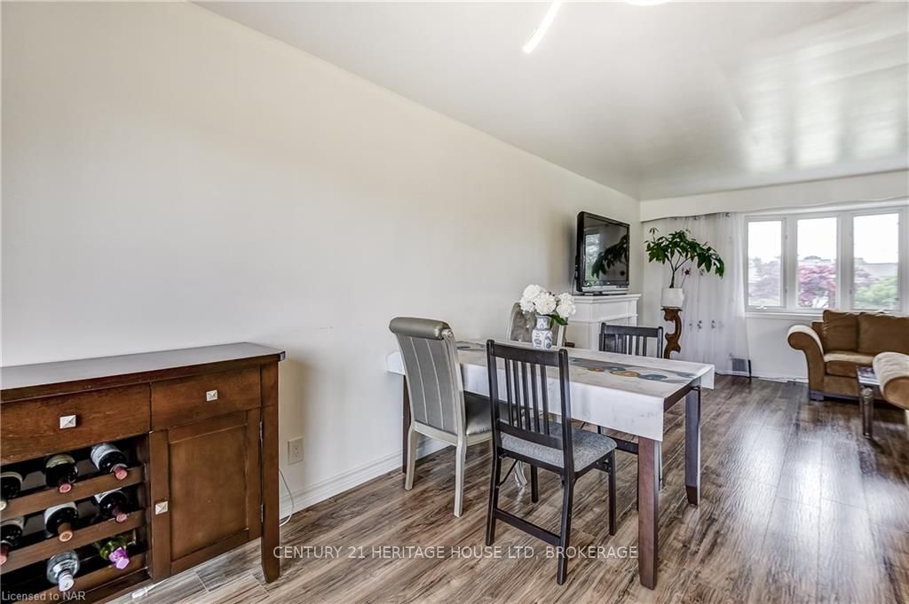 10 Madison Street Property Photo 11