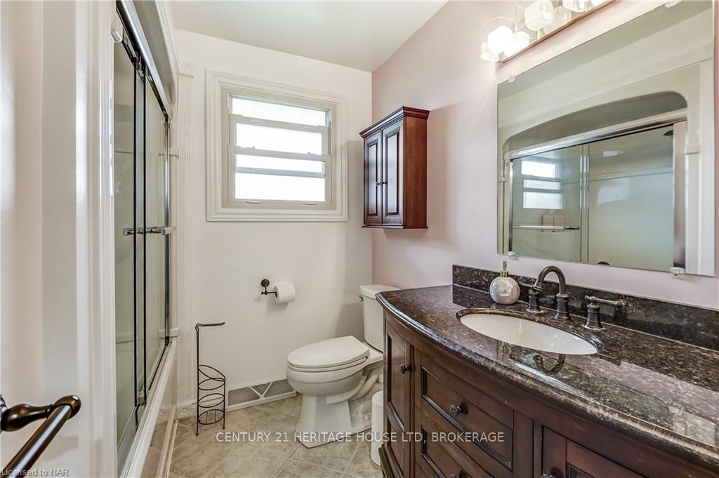 10 Madison Street Property Photo 15