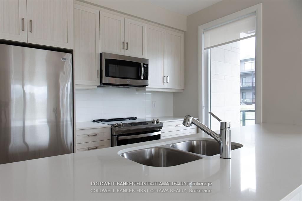 130 Boundstone Way 105 Property Photo 4