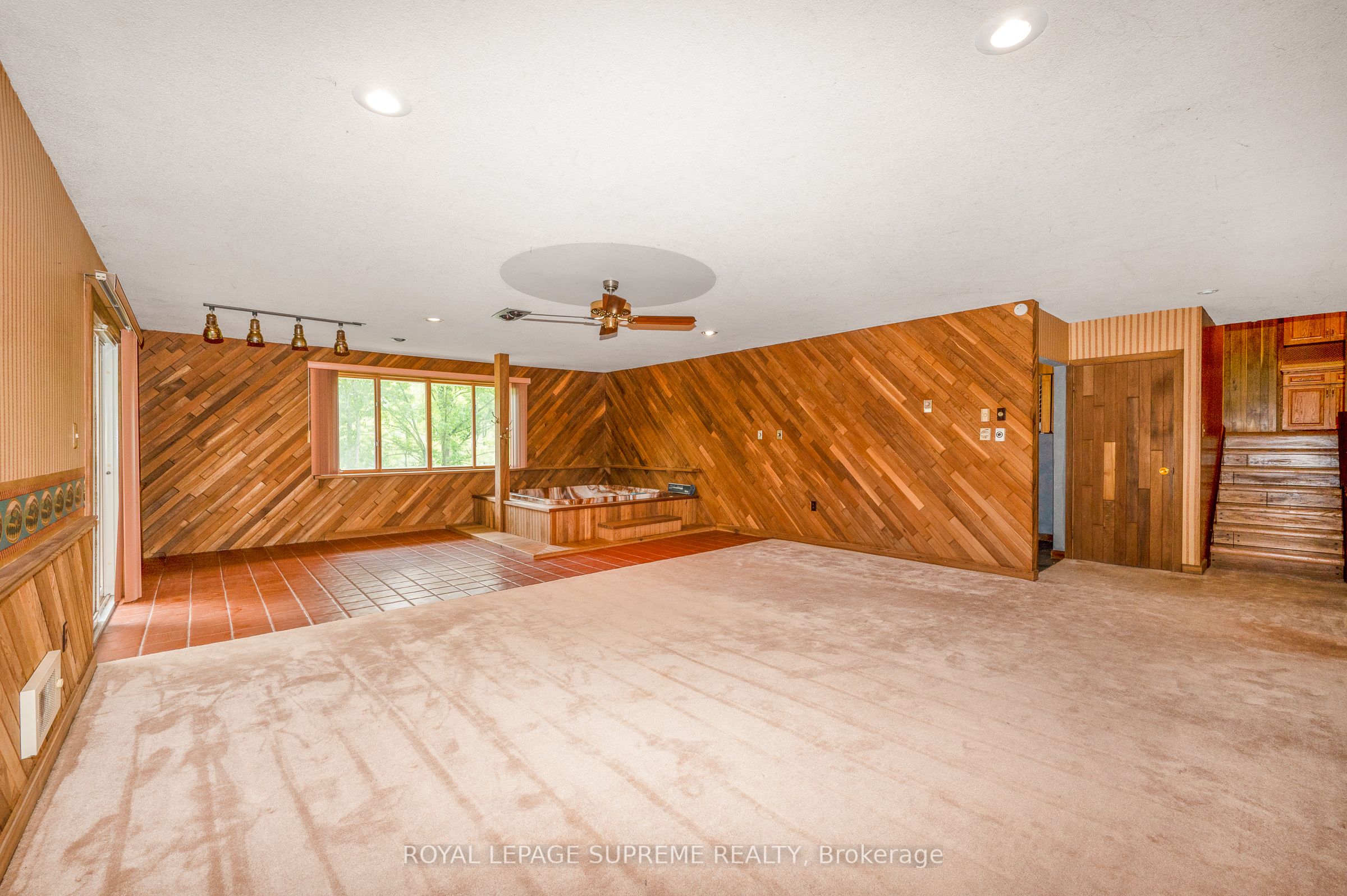 2035 Hollow Road Property Photo 36