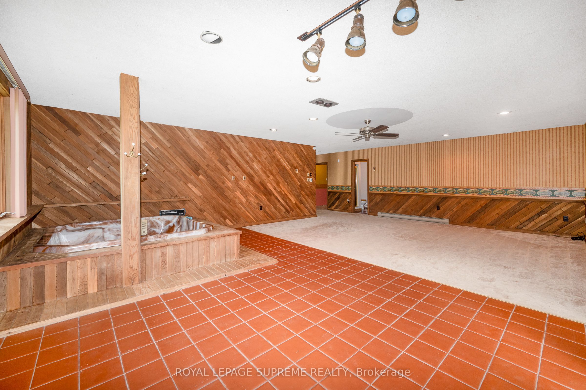 2035 Hollow Road Property Photo 38