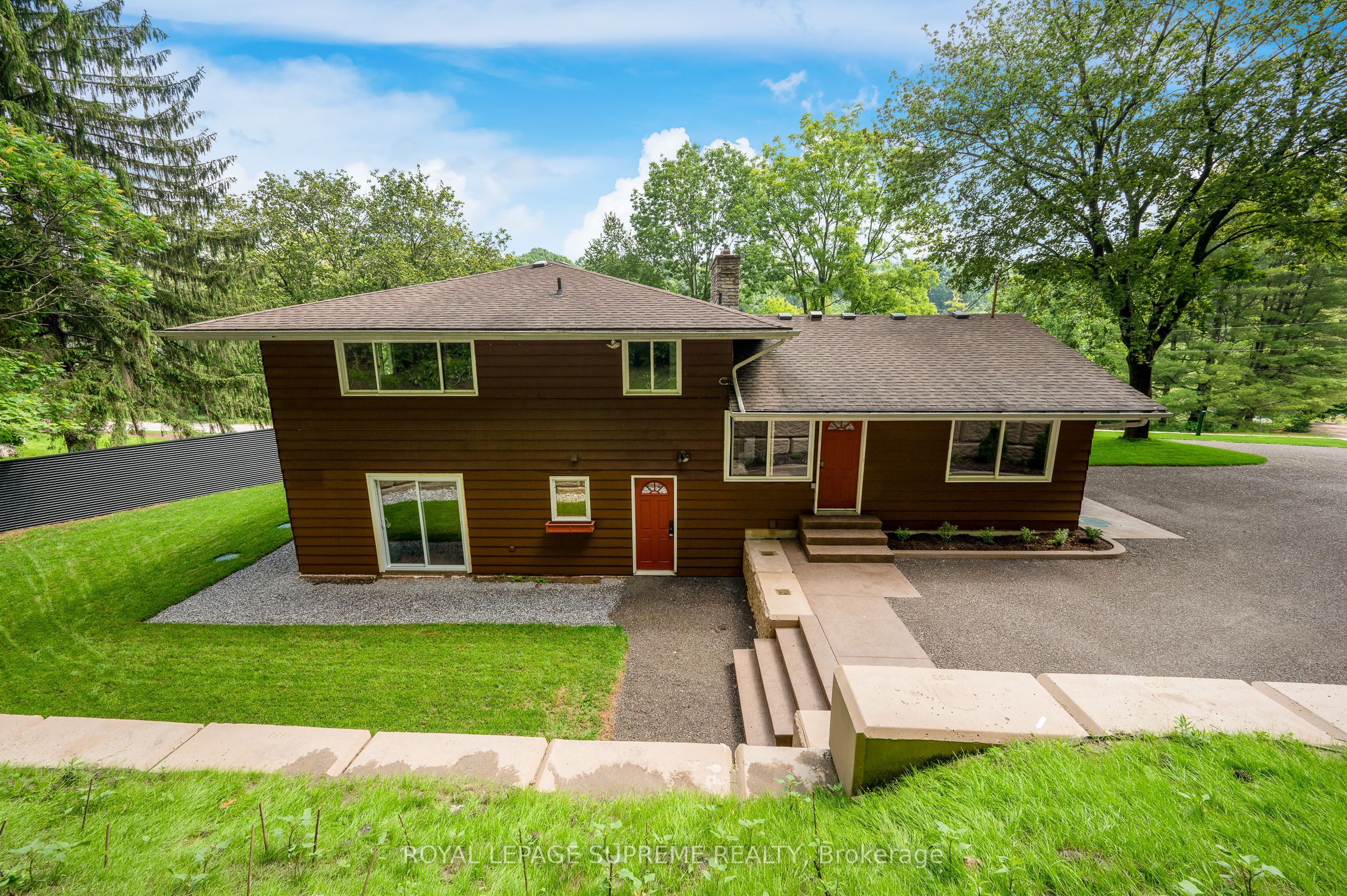 2035 Hollow Road Property Photo 47