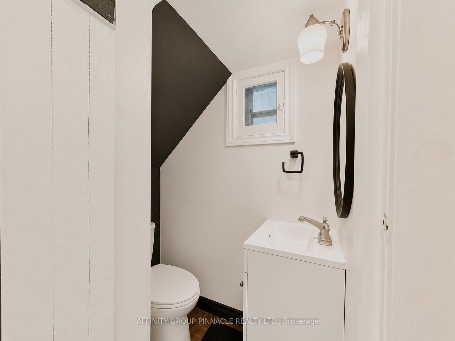 68 King Street Property Photo 22