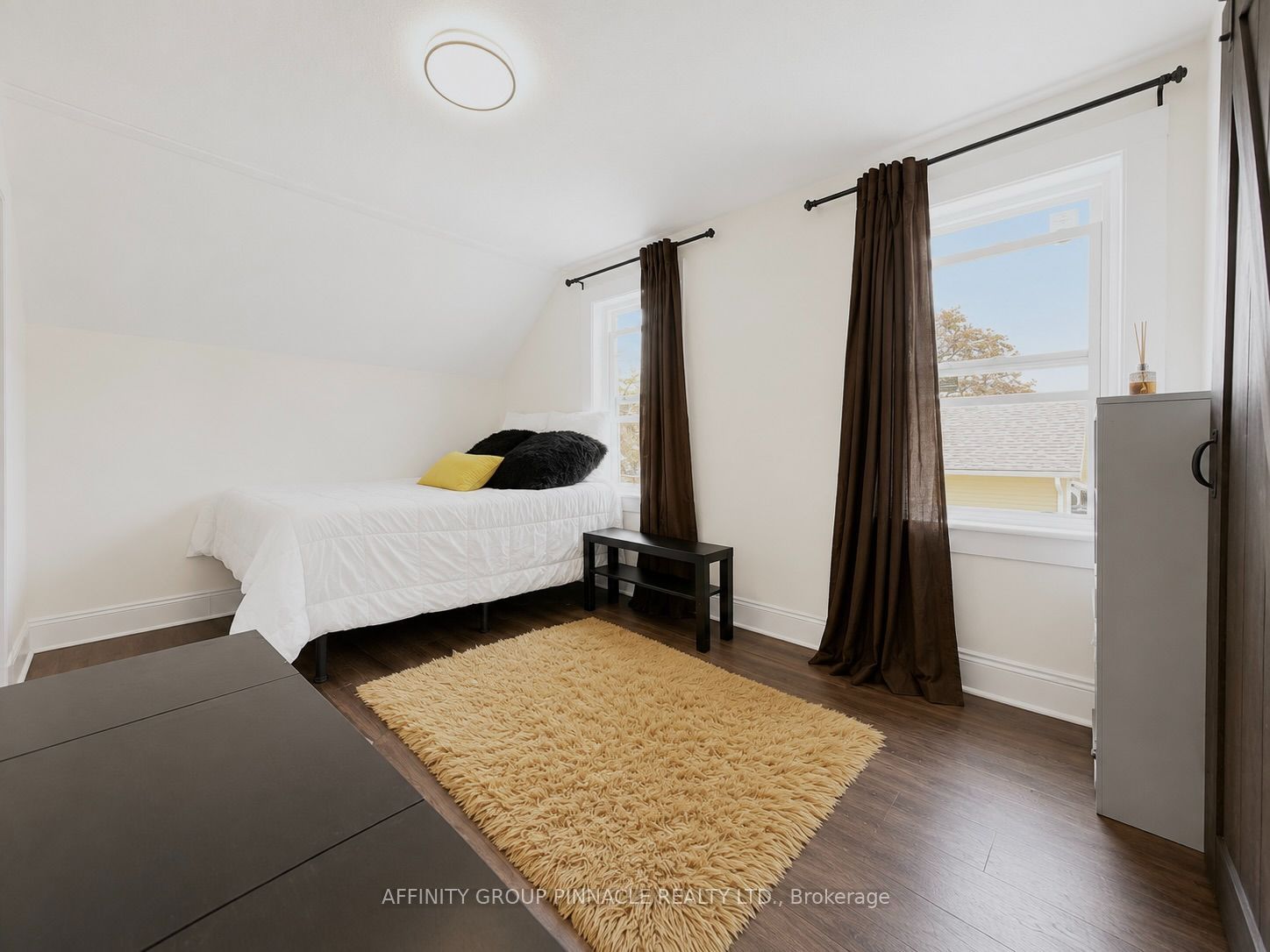 68 King Street Property Photo 28