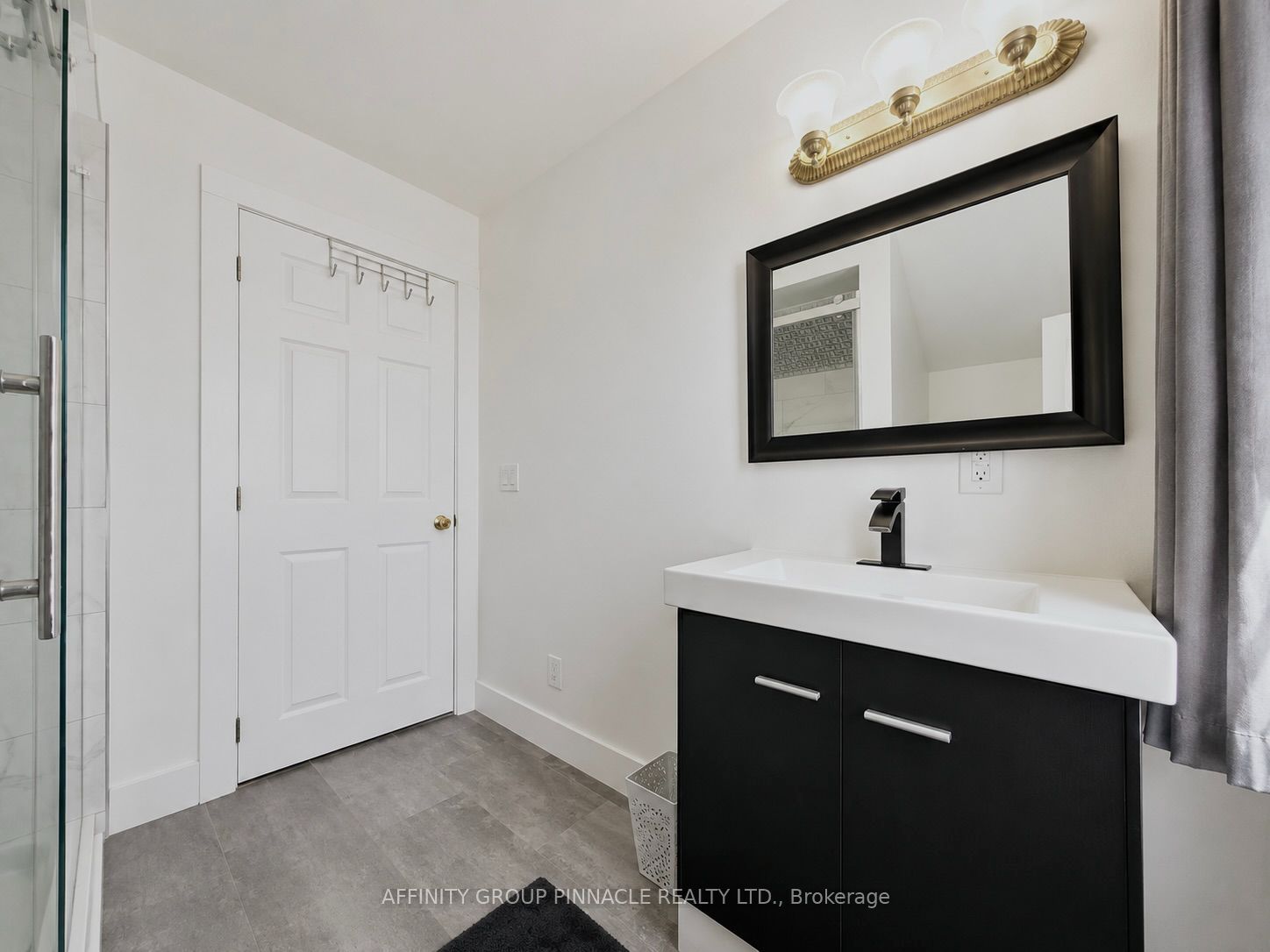 68 King Street Property Photo 36