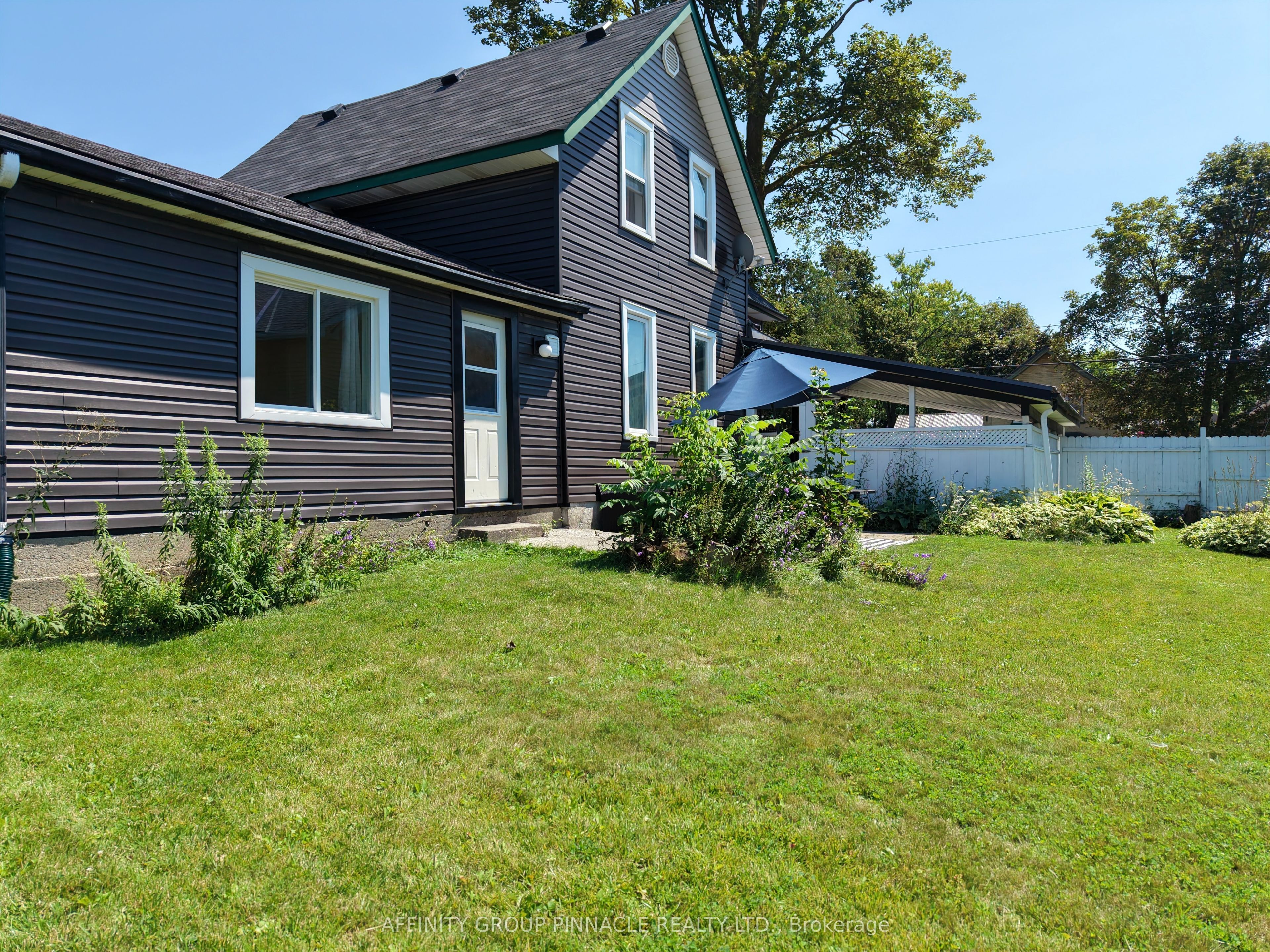 68 King Street Property Photo 39